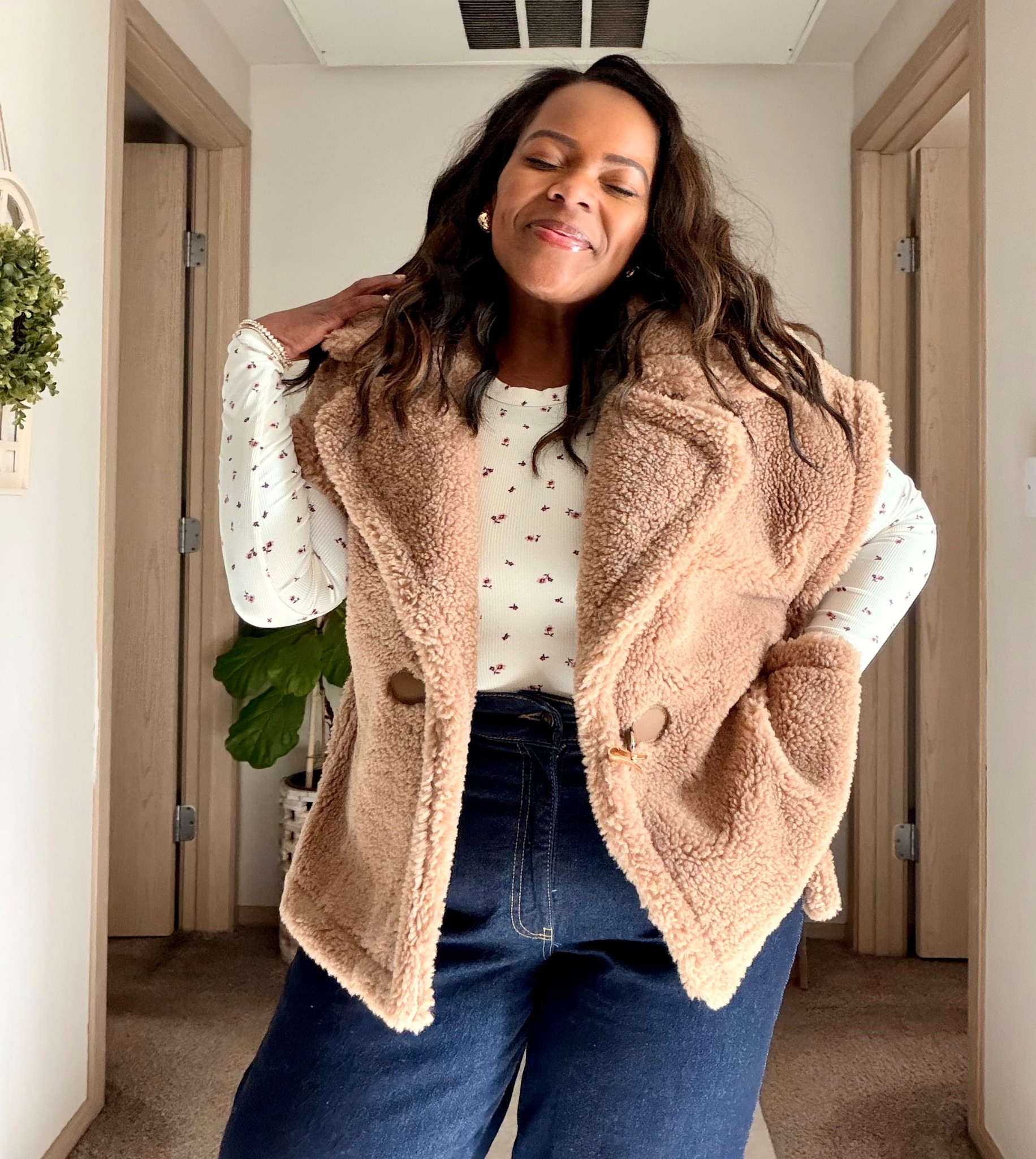 Walmart long sleeve knit floral tee for under $8 - perfect for layering this Winter! ❄️ 

#LTKgrwm #LTKSeasonal #LTKMidsize