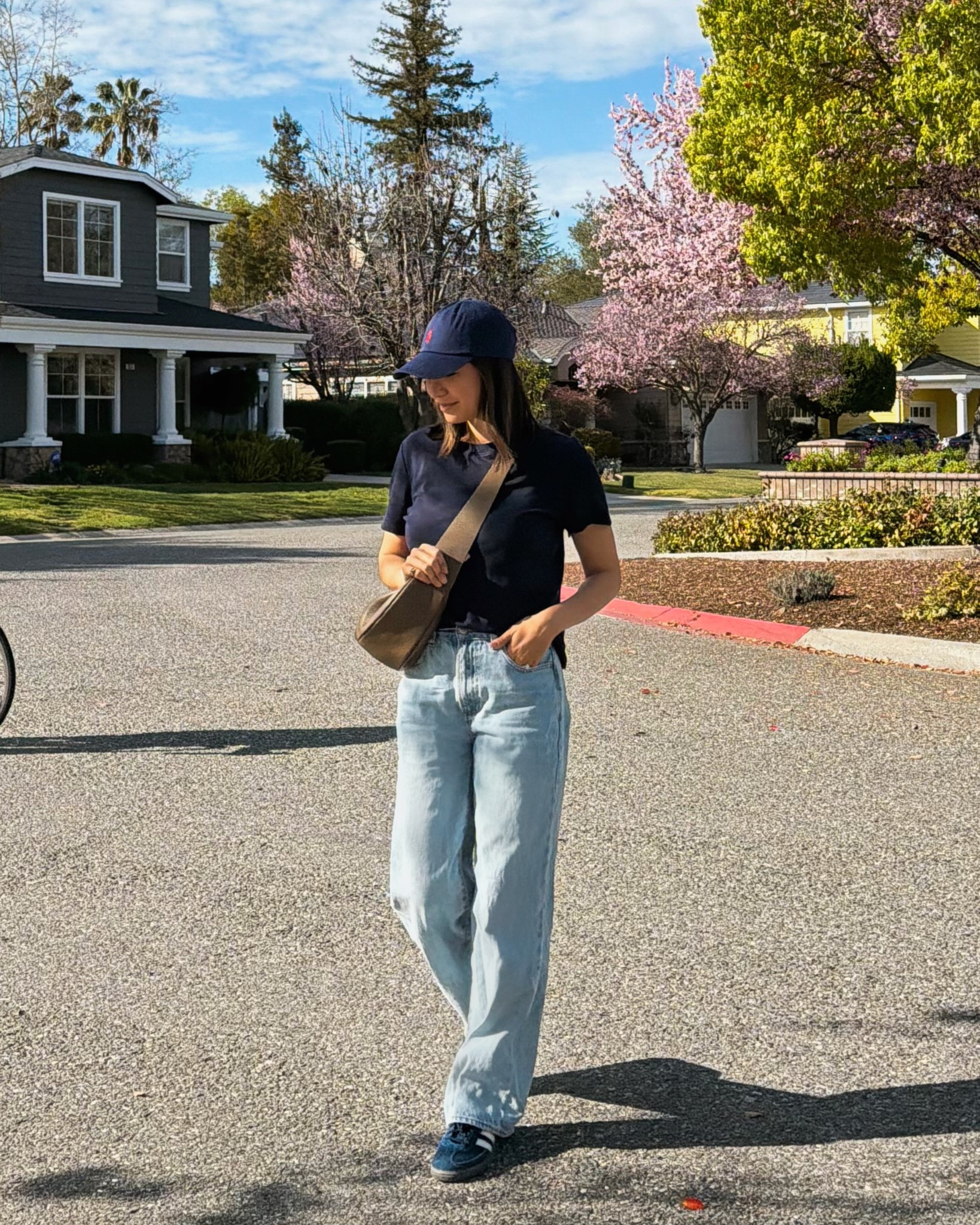 Weekend causal outfit / park day!




#LTKmomlife #LTKootd