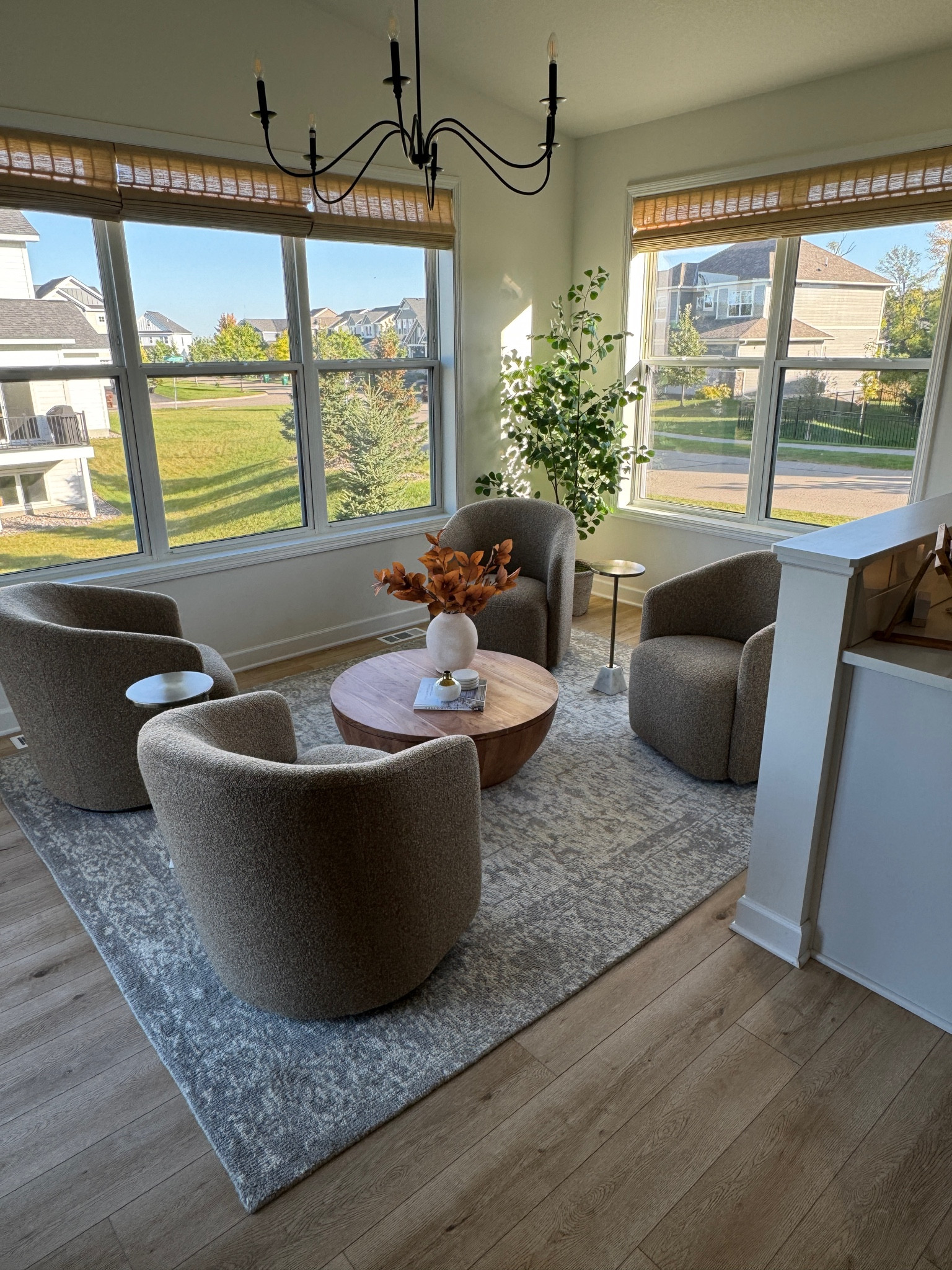 New morning room furniture! ☀️