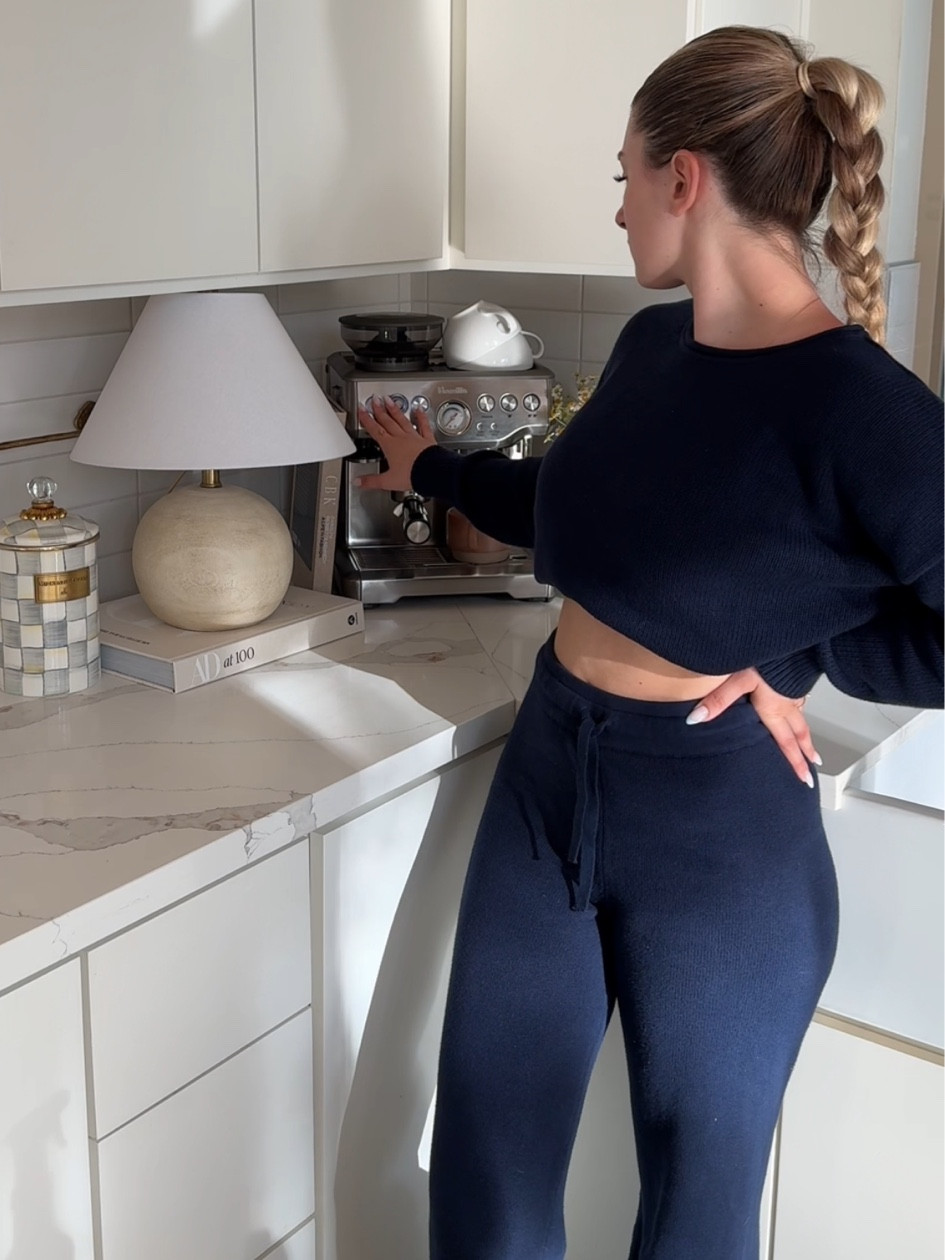 the COMFIEST lounge set 🧺🫶🏼

#LTKFindsUnder100 #LTKHome #LTKStyleTip