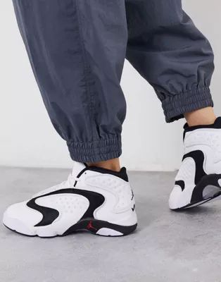 Nike Air Jordan OG sneakers in white and black | ASOS (Global)