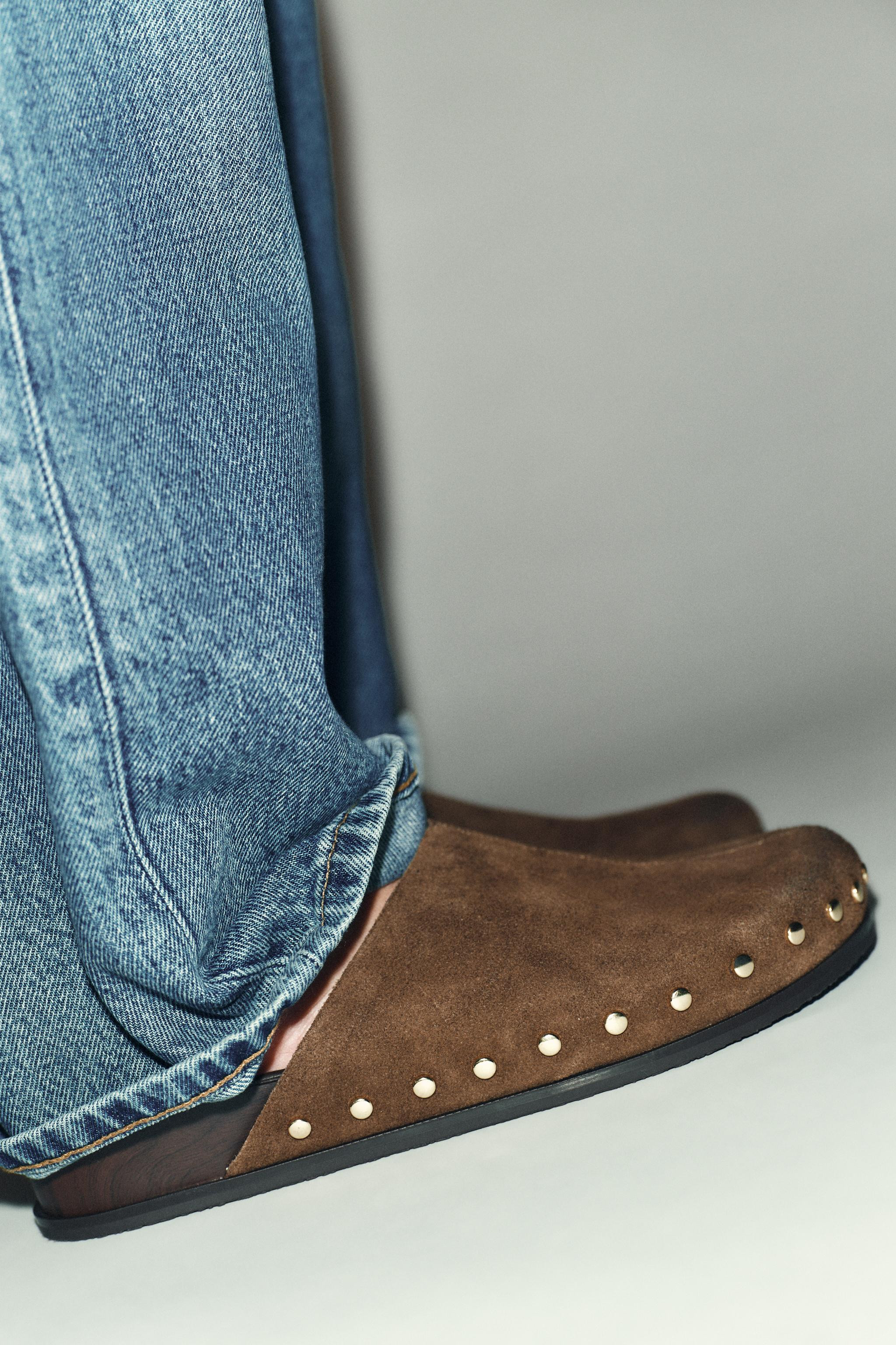 STUDDED LEATHER CLOGS | Zara US