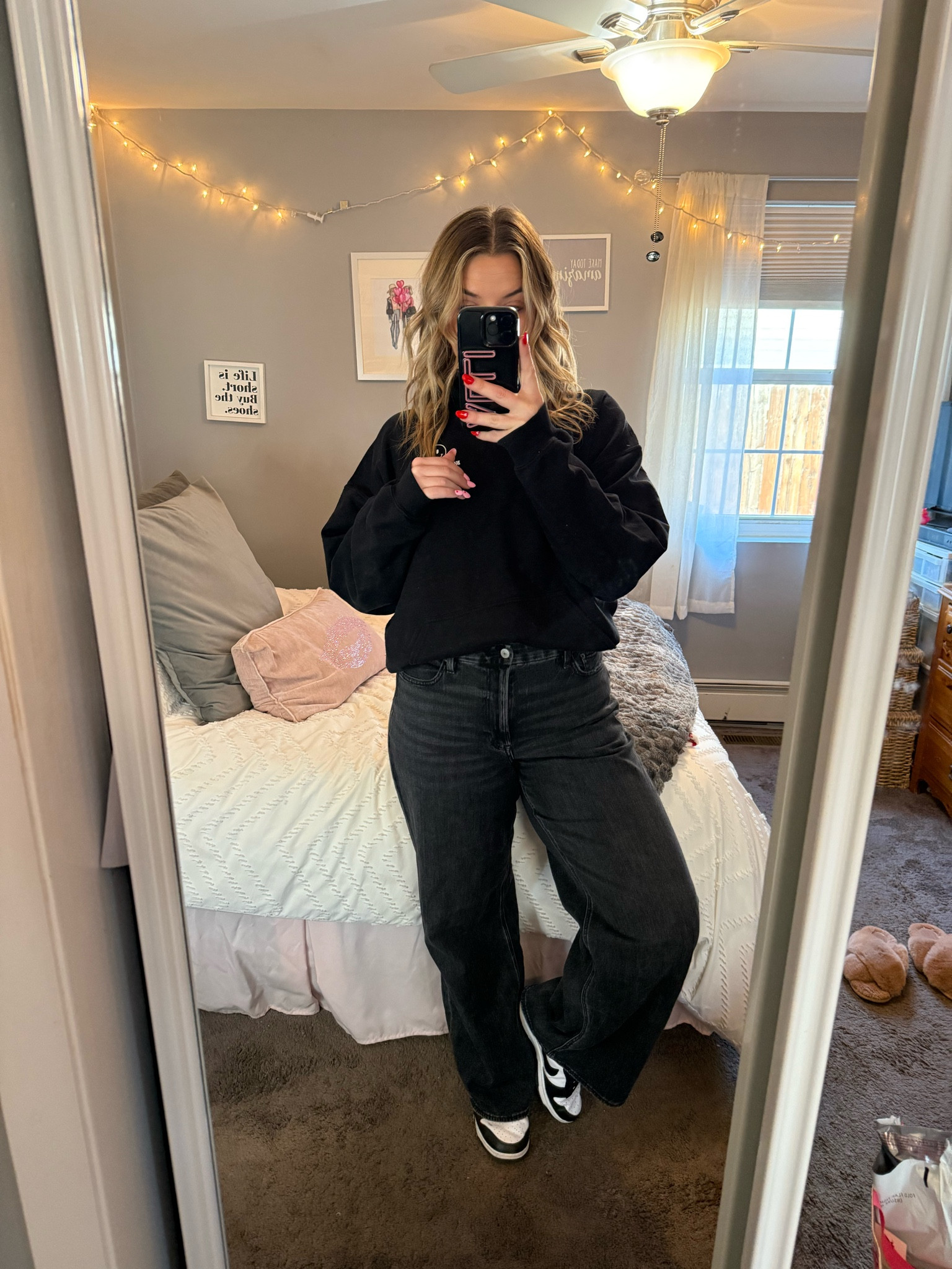 Field trip days are the best🖤 

#LTKMostLoved #LTKStyleTip #LTKSeasonal