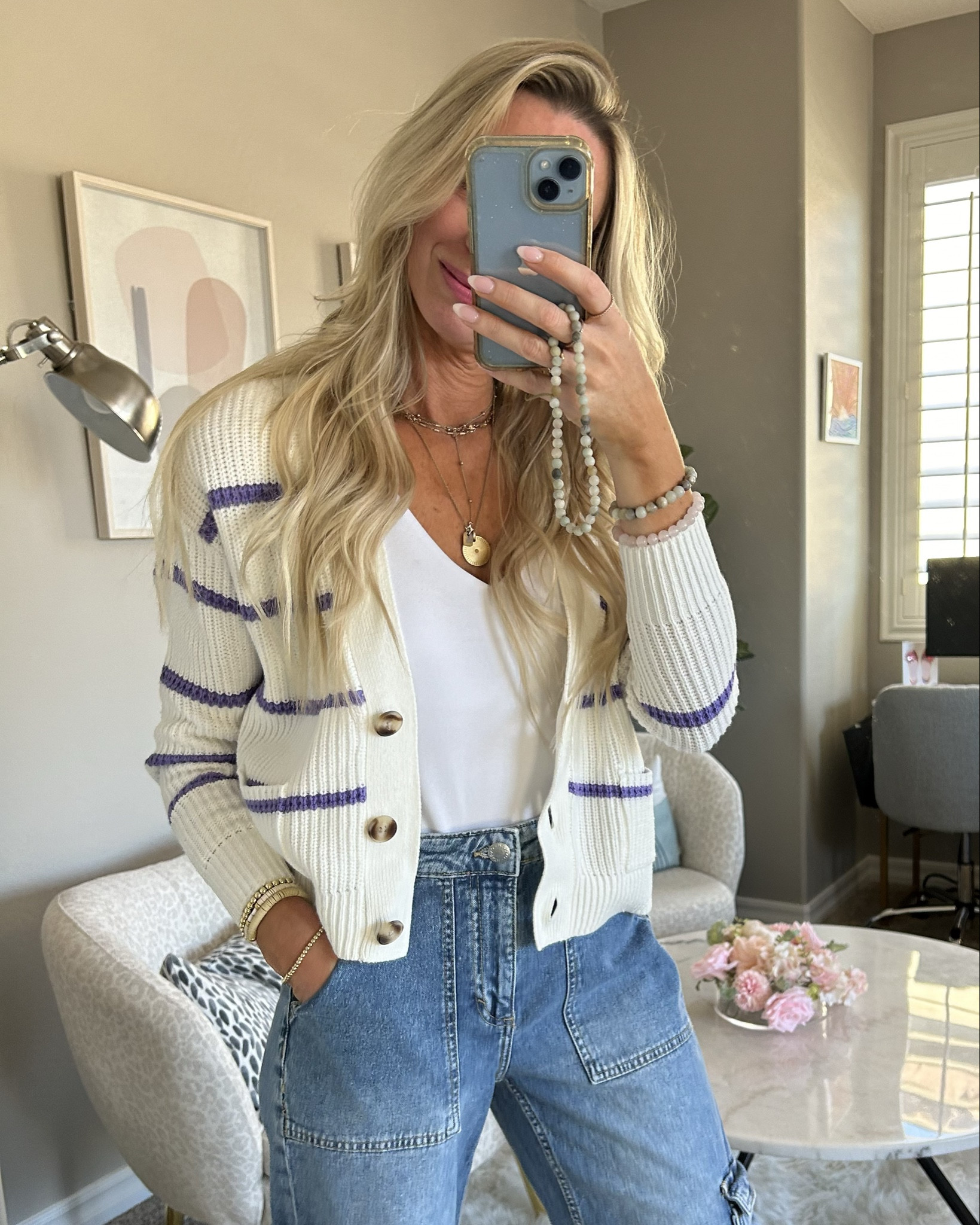 This striped cardigan is perfect for spring! It’s such a good mix and match piece! Looks cute with so many colors! 
Spring outfit
Spring cardigann

#LTKstyletip #LTKsalealert #LTKworkwear
