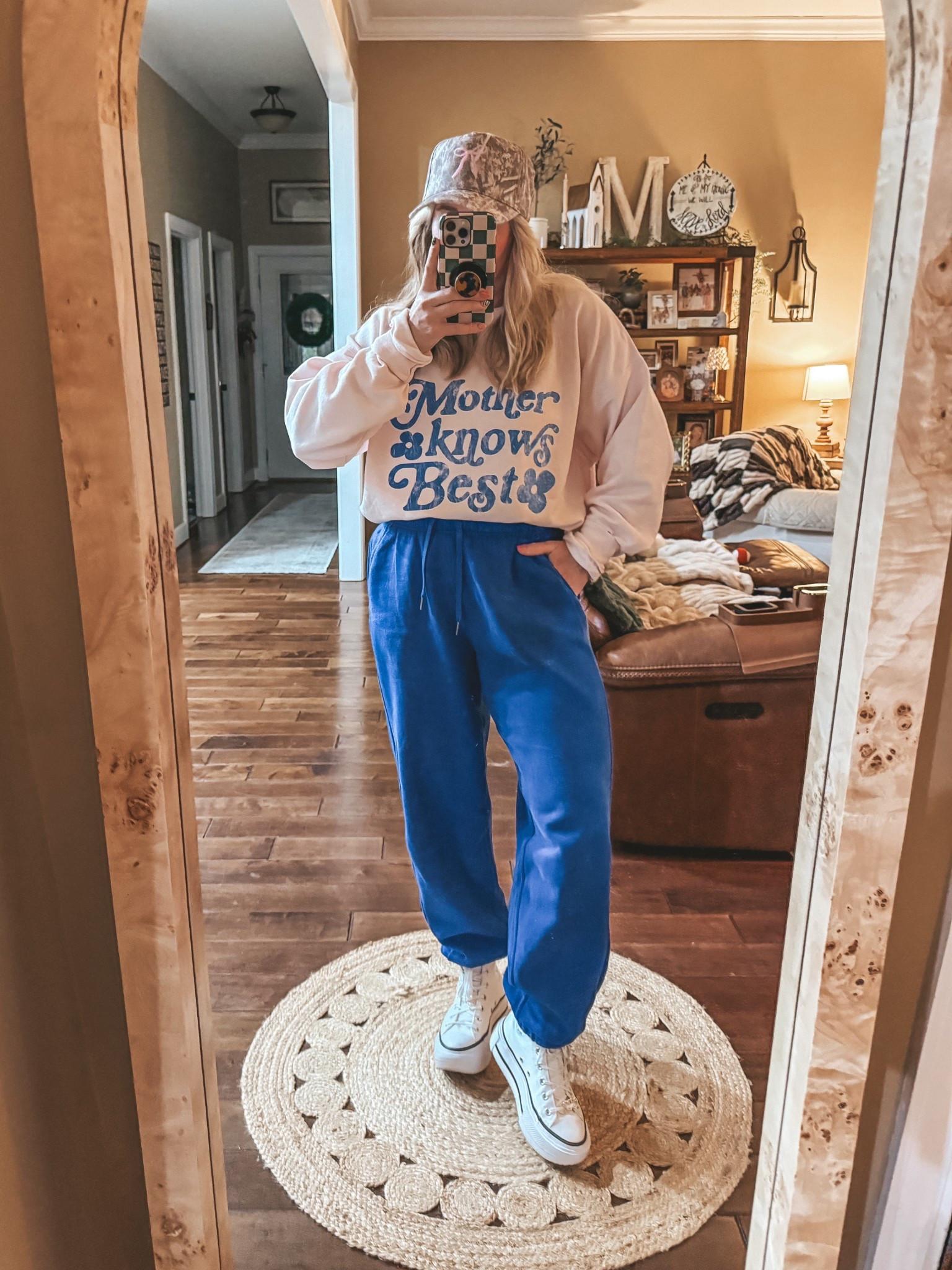 Save on my sweatshirt with code MANDIE15 

#LTKgrwm #LTKootd #LTKOver40