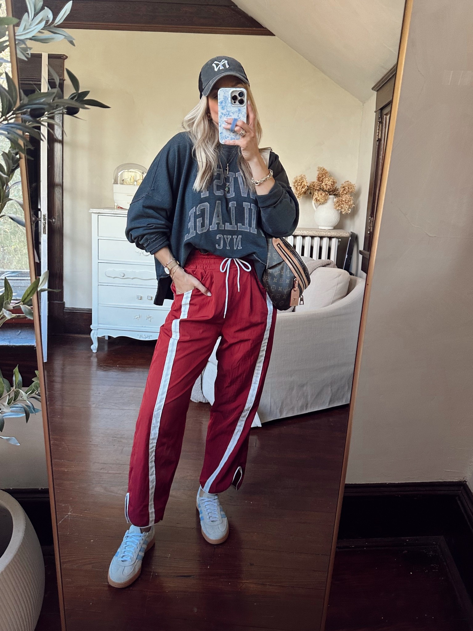 Oversized vintage feel sweatshirt of my dreams is on sale!! Wearing a small!
And love these Amazon free people dupe track pants! Wearing a small
Amazon outfit


#LTKmomlife