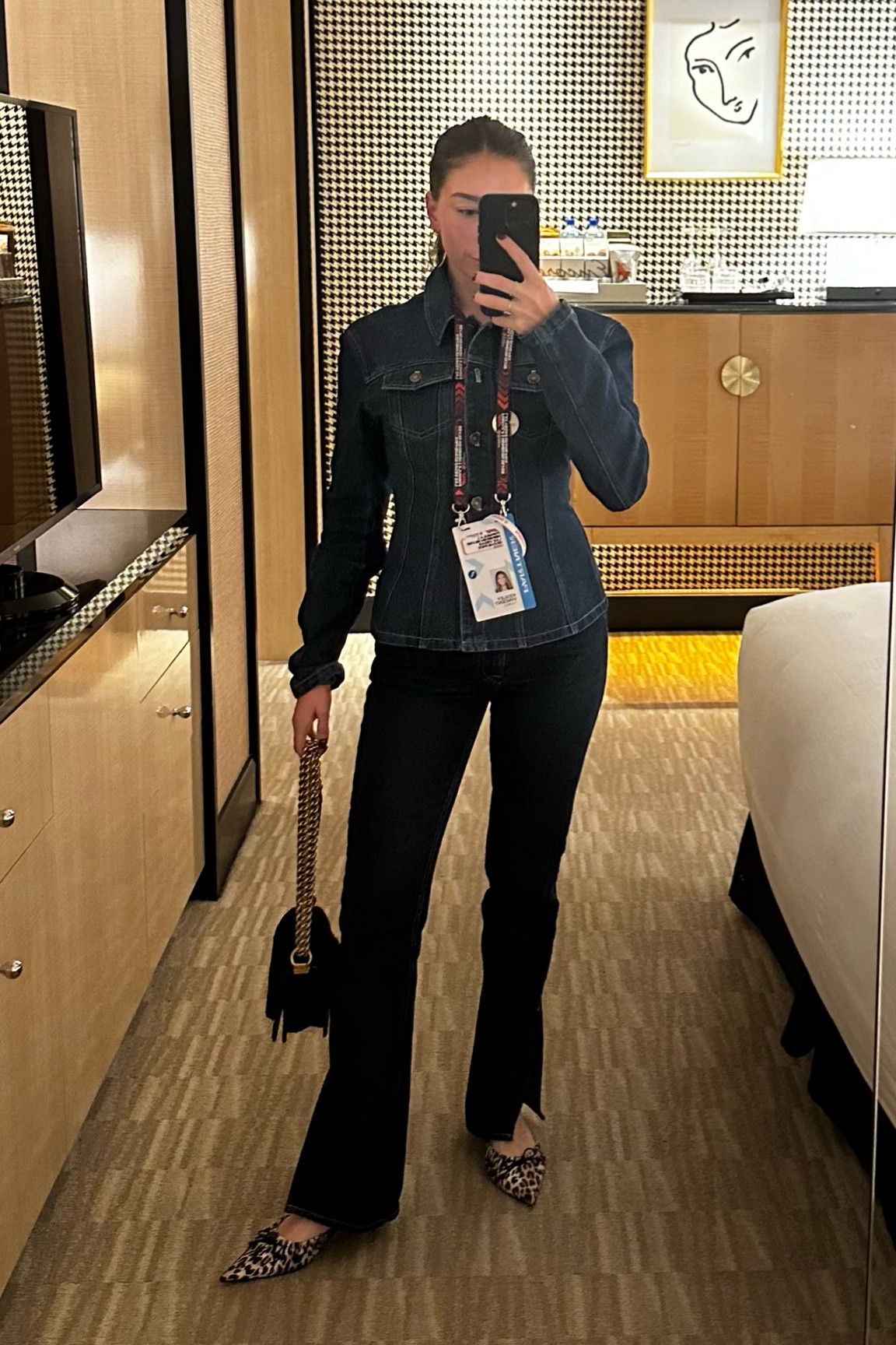 Denim fit for race day! #F1 #GrandPrix

#LTKSaleAlert #LTKFindsUnder50 #LTKItBag