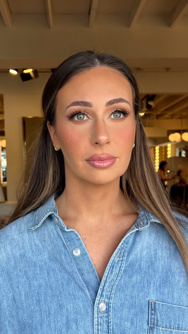 Soft natural makeup for engagement photos 

#LTKStyleTip #LTKBeauty