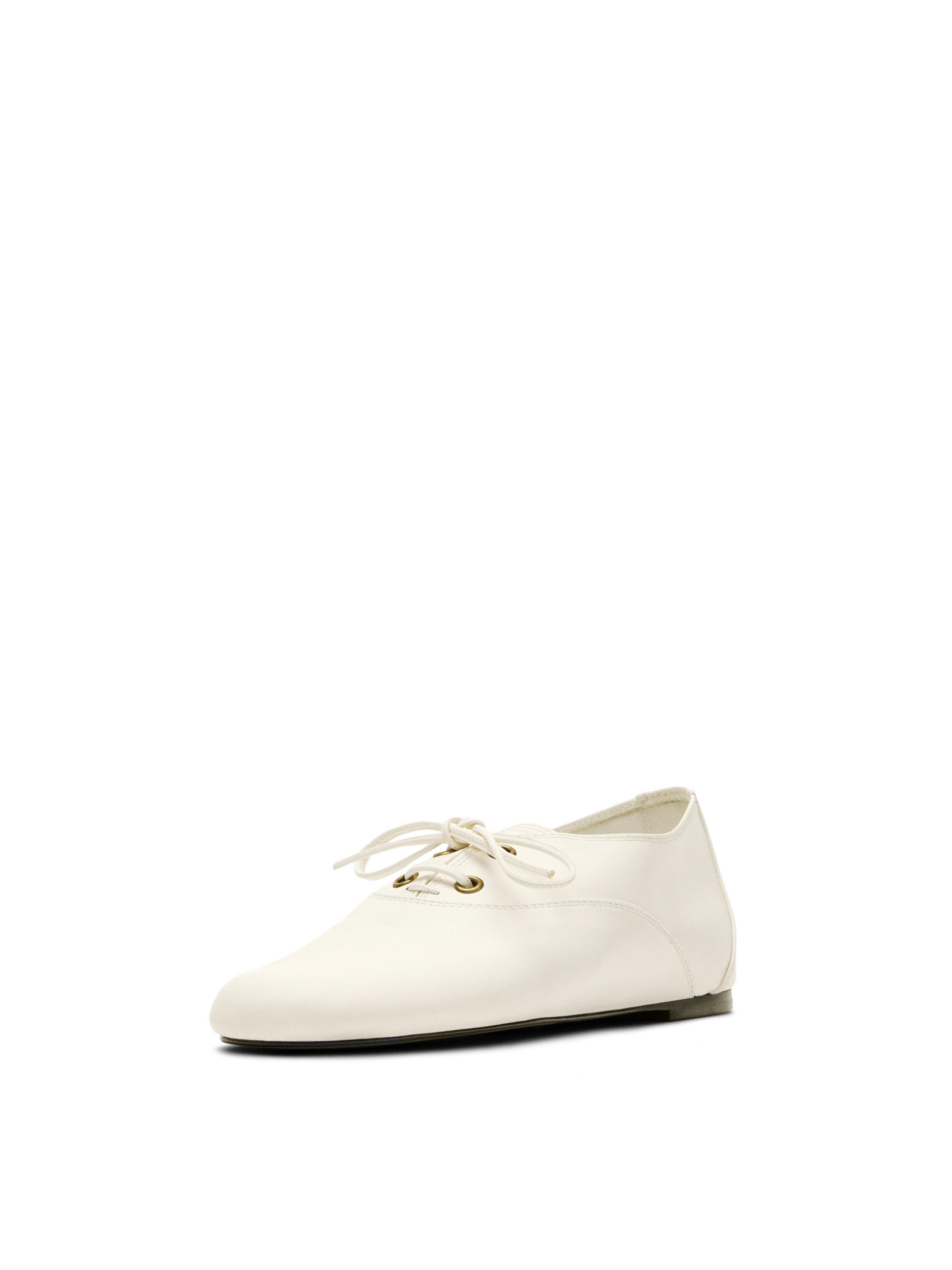 Soft leather lace-up shoes - WHITE | Massimo Dutti UK