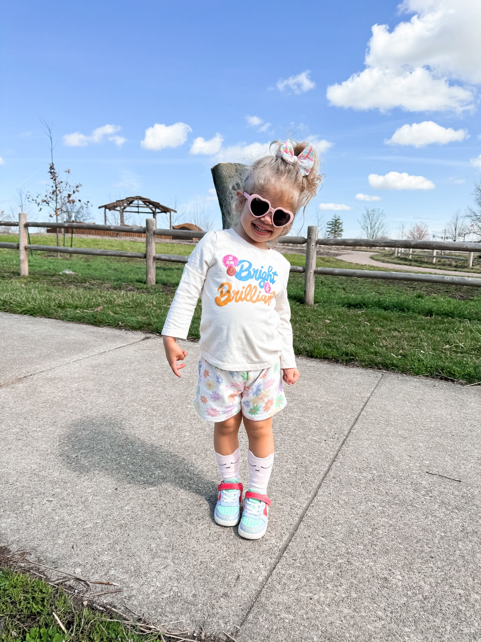 Okay track star ⭐️ | toddler outfit | spring style | girly girls 

#toddlergirlfashion #toddlergirlstyle #toddlergirloutfit #toddlerclothes #toddlerootd