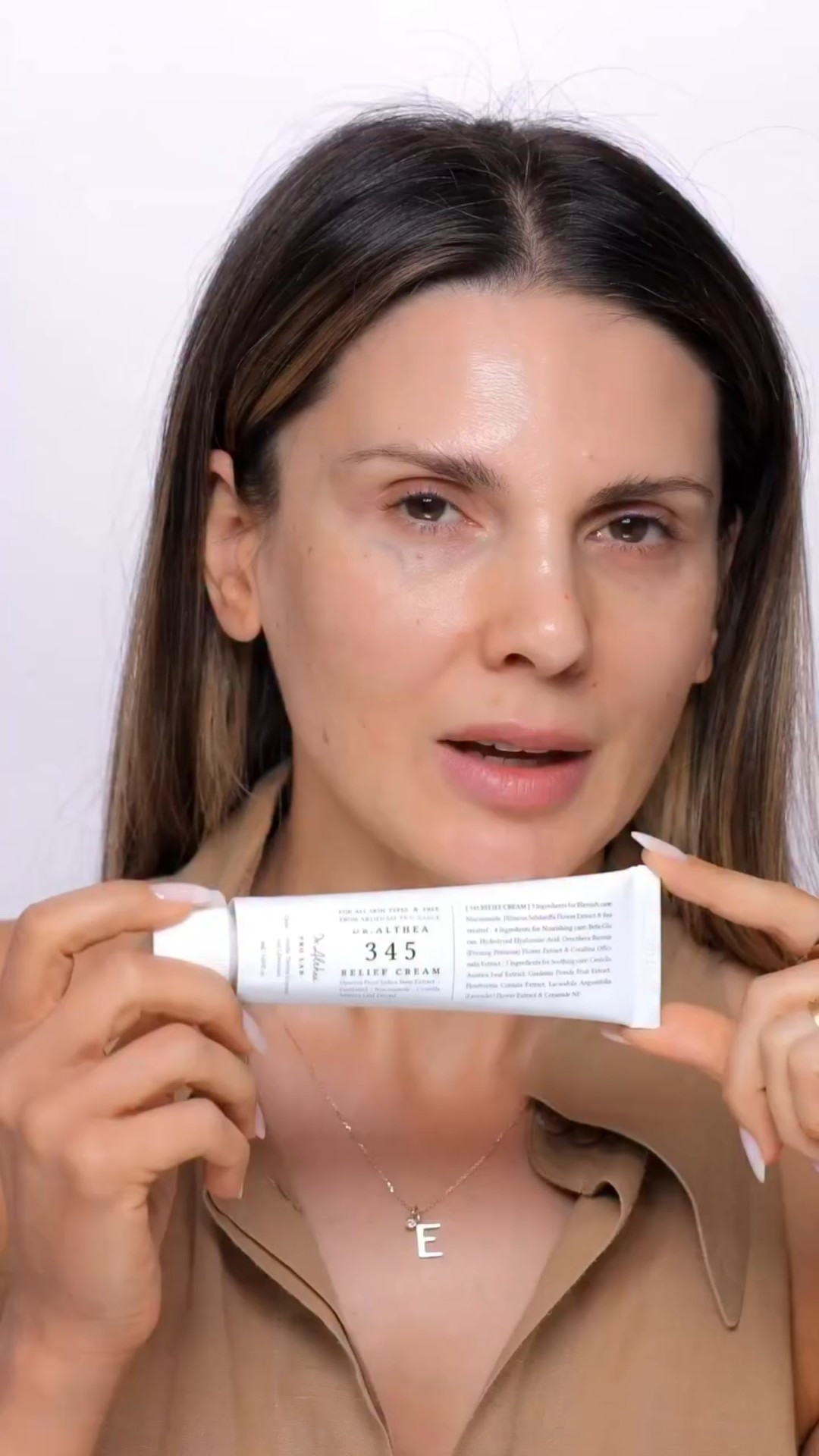 Say goodbye to irritation!
Discover the calming power of Dr. Althea’s 345 Relief Cream, my go-to for soothing and strengthening sensitive skin! 
#345ReliefCream #SkinSoothingEssentials #Koreanskincare #draltheapartner #345cream #skinprep #SensitiveSkinCare @dr.altheaglobal