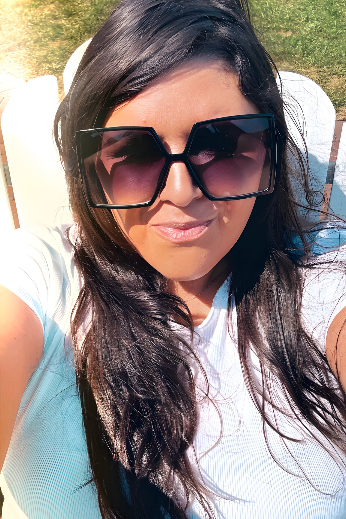 Fave sunnies + make up routine for a day in the sun! 

#LTKbeauty #LTKFind