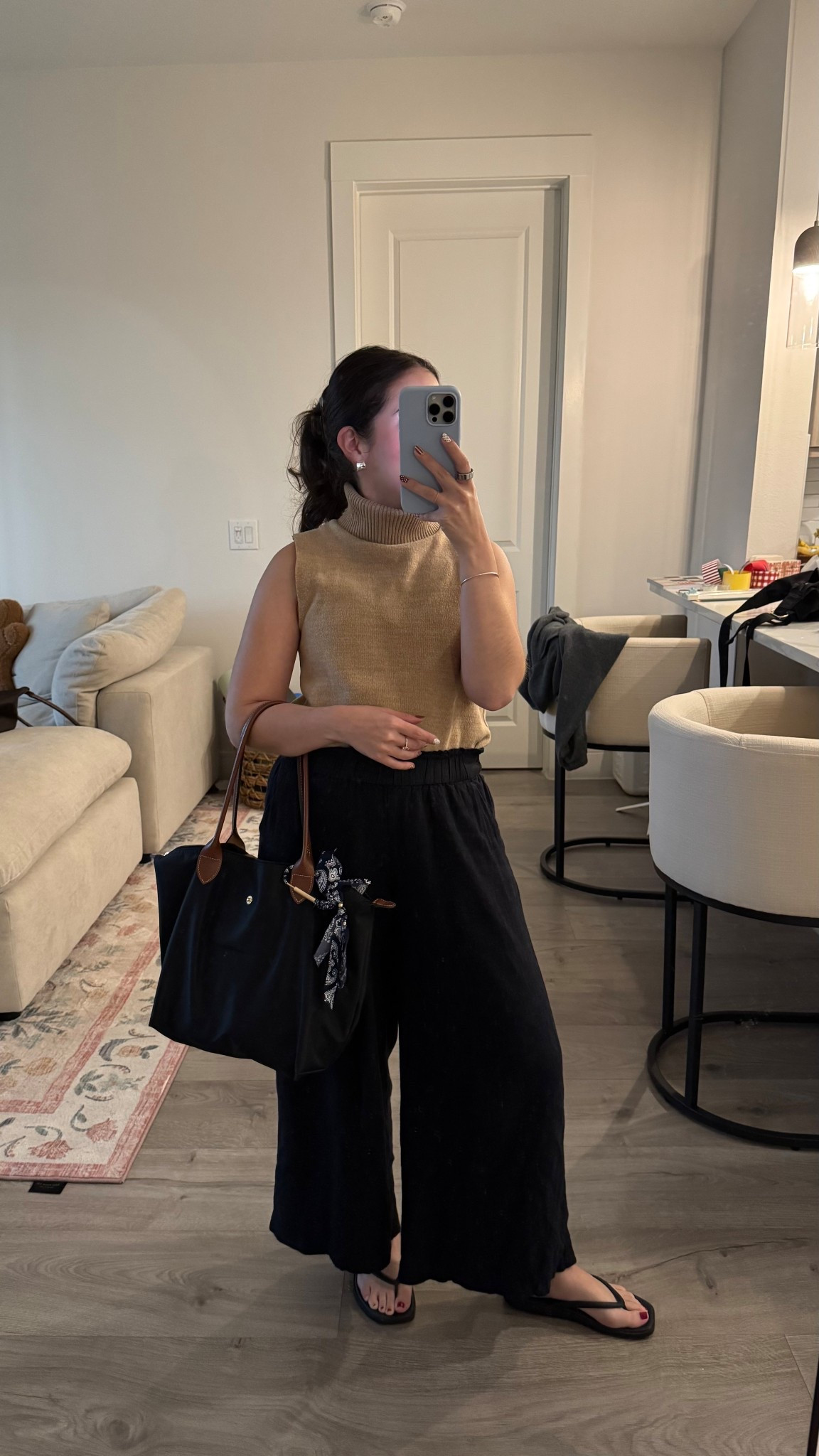 Office OOTD
my top is old but I’m linking a few similar options. 

#LTKWorkwear