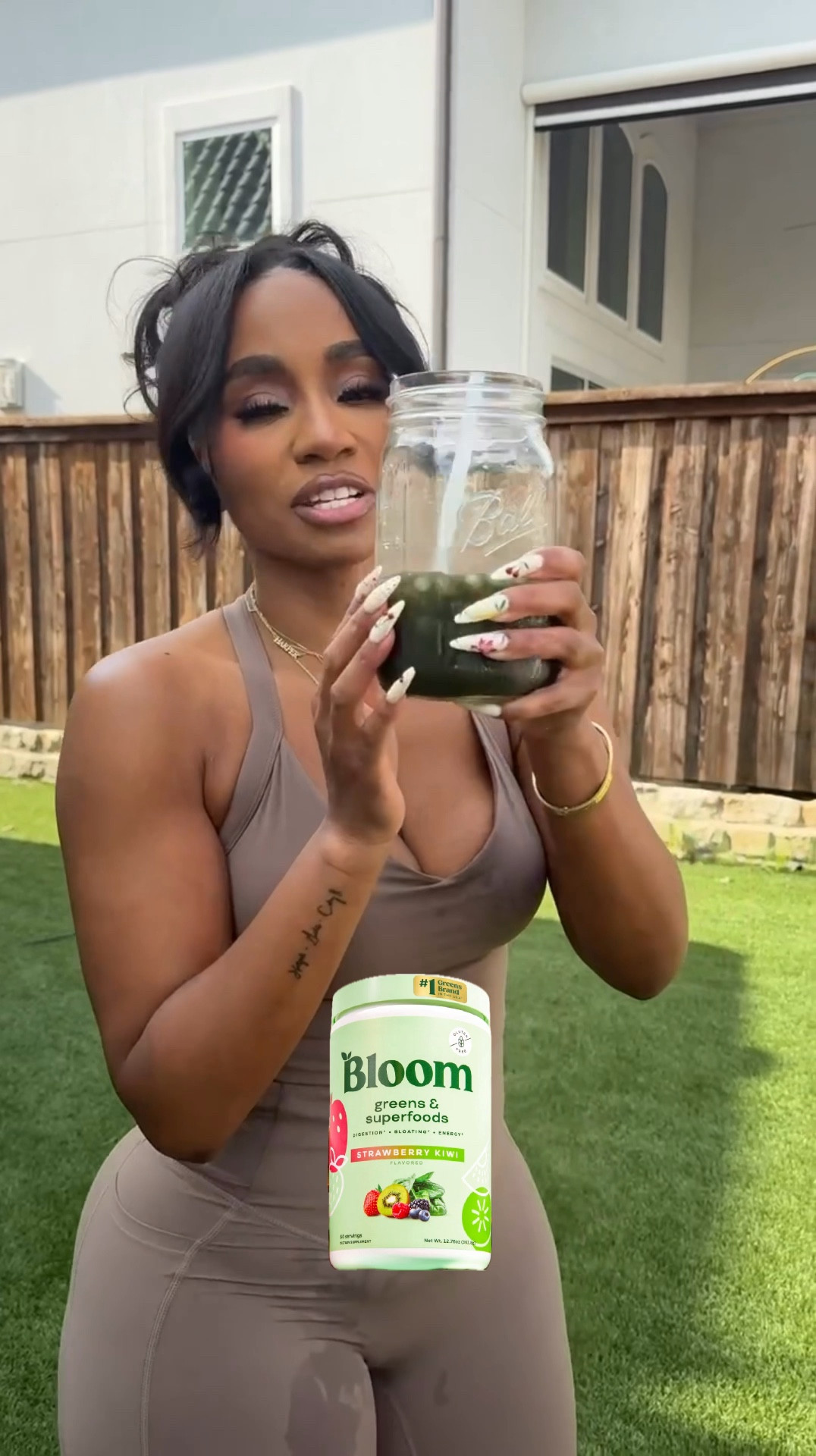 Just out here getting my greens in while soaking up the chaos thanks to Bloom!

#LTKmomlife #LTKfoodie #LTKBeauty