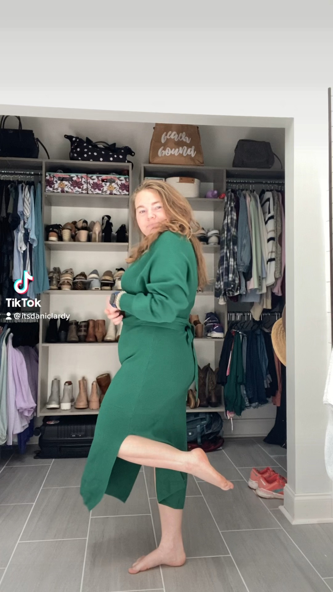 Can’t get over this beautiful color and the flattering details of it all!

#LTKSeasonal #LTKcurves #LTKfit