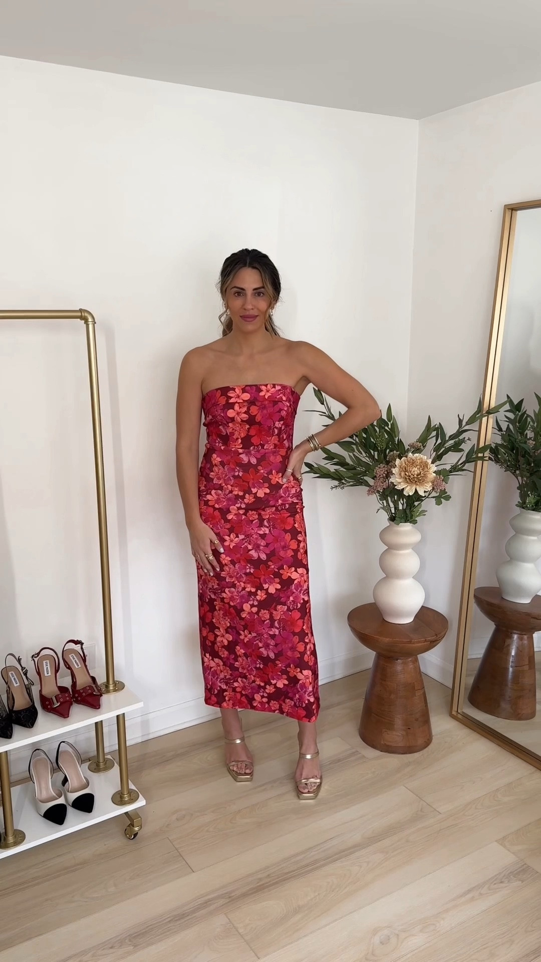Spring Wedding Guest Dresses: four options that are pink / floral prints 

Wearing either size small or 4 in all + SUGAREDSTILETTOS will get you 35% off the first floral dresss

Floral dresses | wedding guest dress | spring wedding outfit | spring dressess

#LTKstyletip #LTKparties #LTKVideo