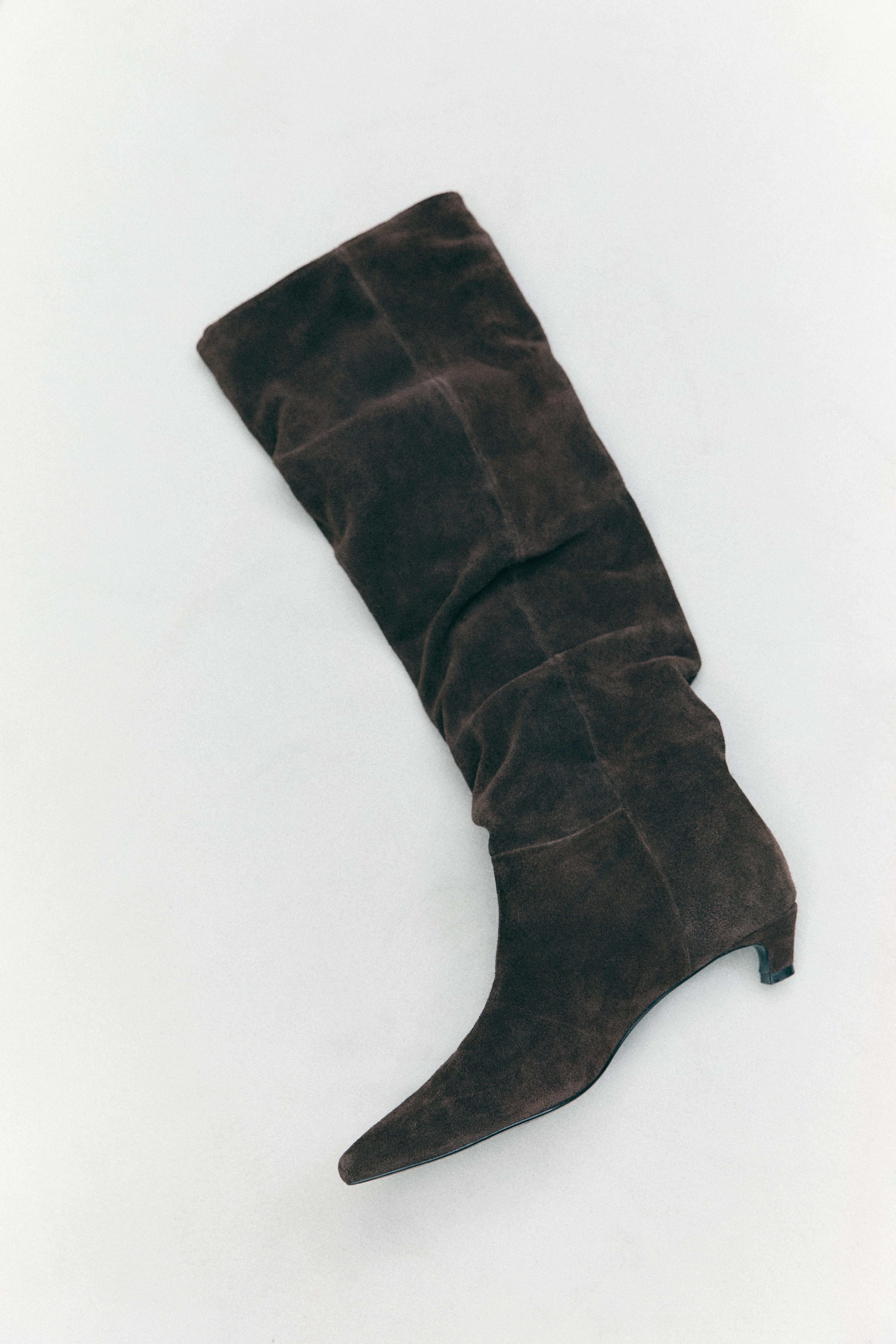 Slouchy leather kitten heel boots - Women's Leather | Stradivarius United Kingdom | Stradivarius (UK)