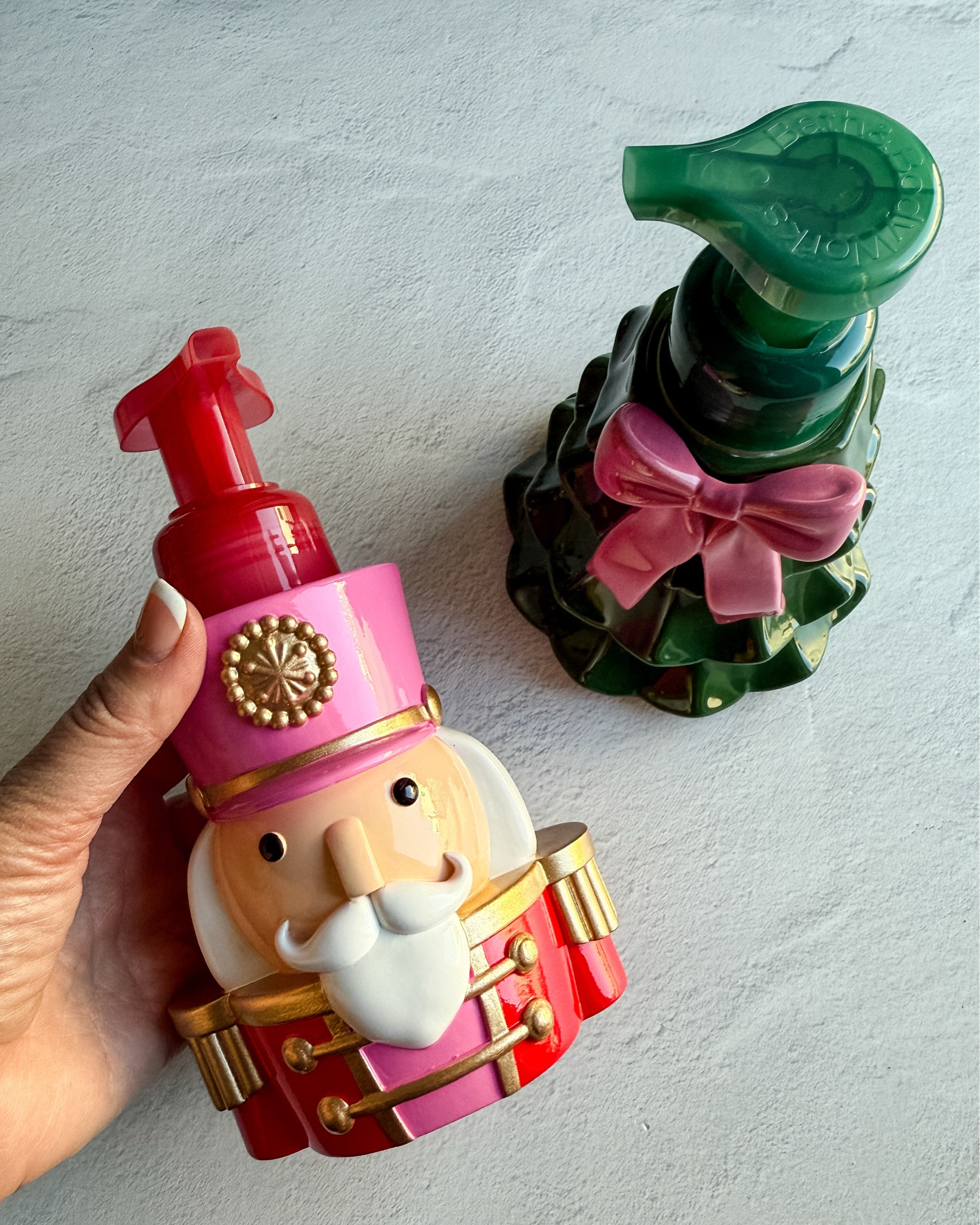 Holiday Gift Soaps Bath and Body Works 

 

#LTKGiftGuide #LTKHoliday #LTKSeasonal