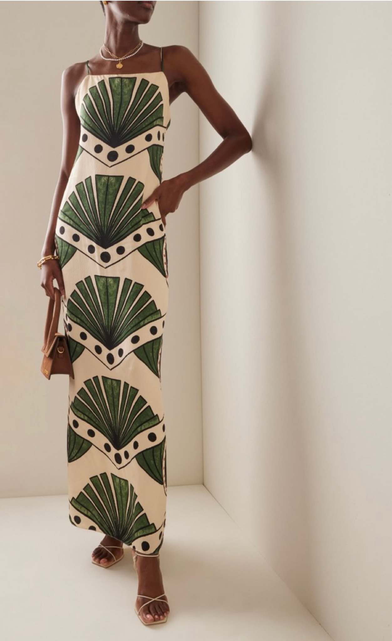 Heading somewhere tropical this winter or want to start collecting your spring break wardrobe? Shop my picks below! 

#LTKswim #LTKtravel #LTKstyletip