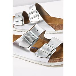 Metallic Arizona Sandal | EVEREVE