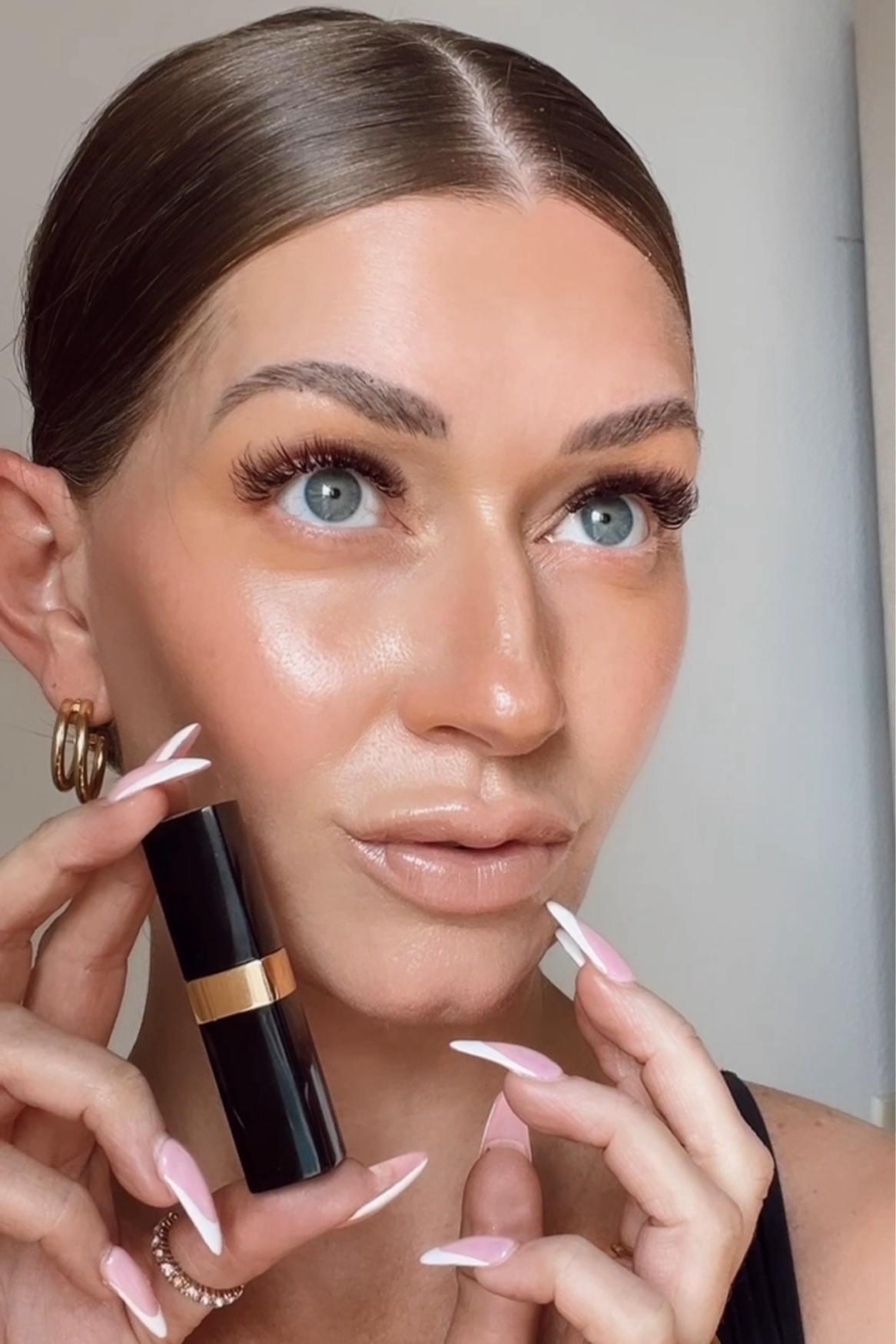 The PRETTIEST nude lipstick I have ever met! It’s also extremely hydrating and can be worn alone or with a lip liner! This shade is great for a dramatic or very soft makeup look! #musthave 

#beauty #nudelip #nudelipstick #chanel #chanelbeauty #nude #makeup #softmakeup

#LTKbeauty #LTKfindsunder50 #LTKwedding