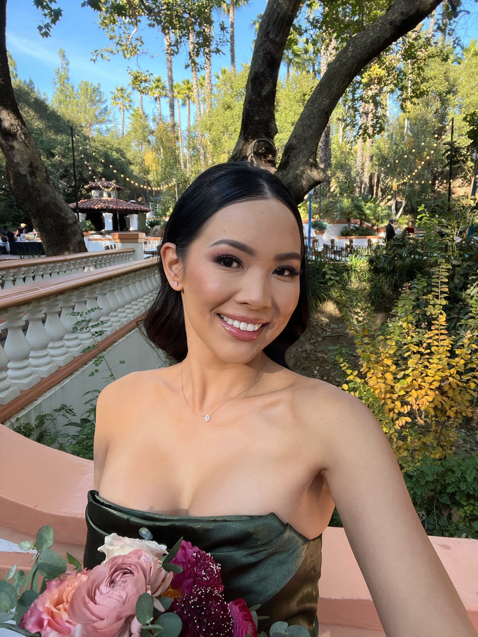 🌹

Height: 5’2 | Bust: 32 | Dress Size: XS#LTKStyleTip

#LTKBeauty #LTKWedding