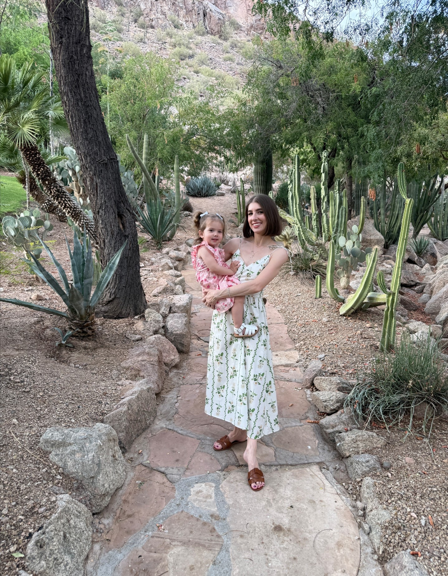 What we wore in Scottsdale 🌵☀️

Mother daughter outfits, mommy and me outfits, toddler girl dress, toddler girl outfits, vacation outfit, vacation dress, H&M, spring outfits, summer outfits, neutral outfit, Arizona outfits 



#LTKKids #LTKTravel #LTKmomlife