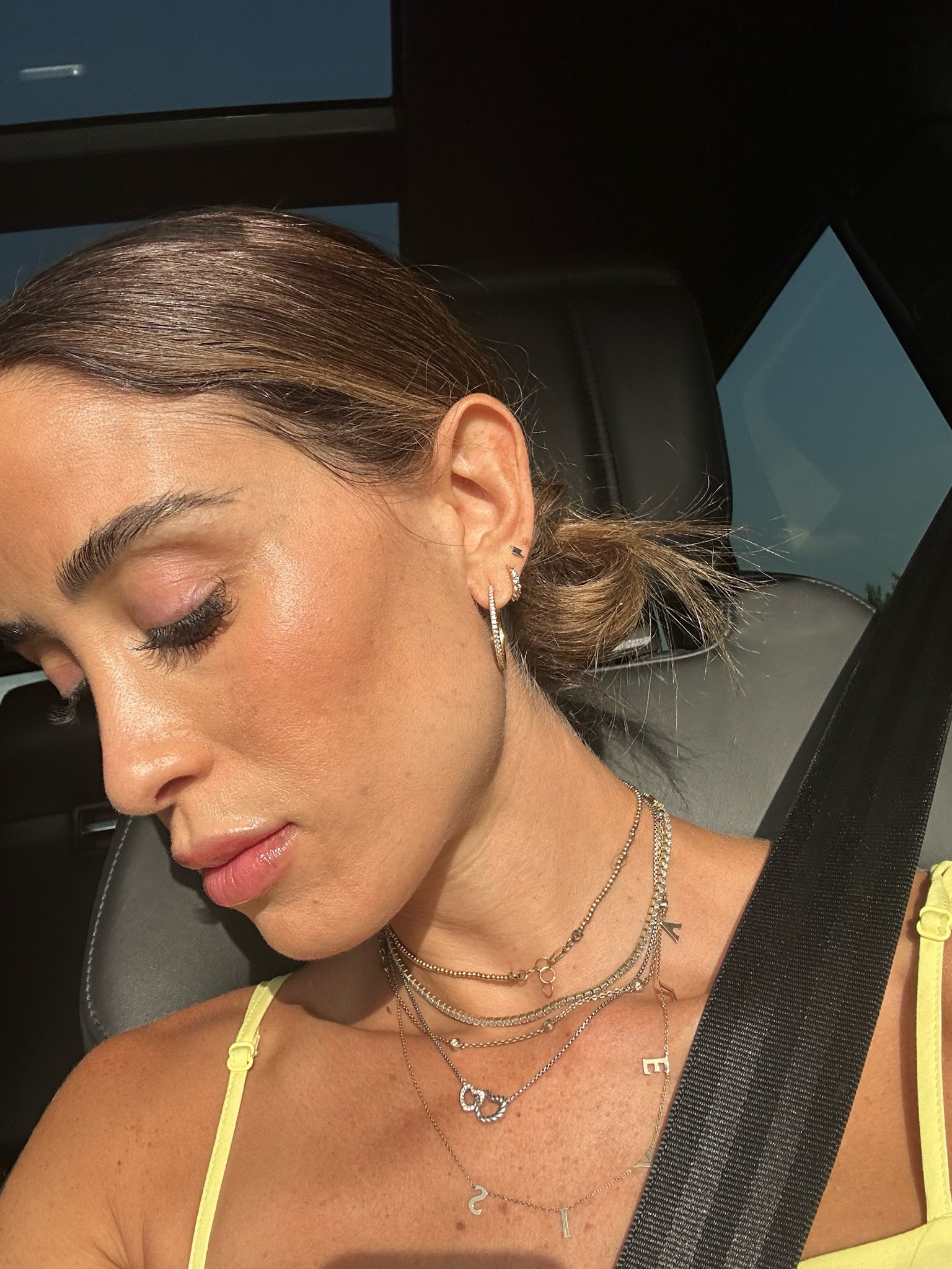 Vitamin c drops I love add a subtle glow and are also great for your skin I mix with spf or moisturizer 

#LTKFindsUnder100 #LTKFindsUnder50 #LTKBeauty