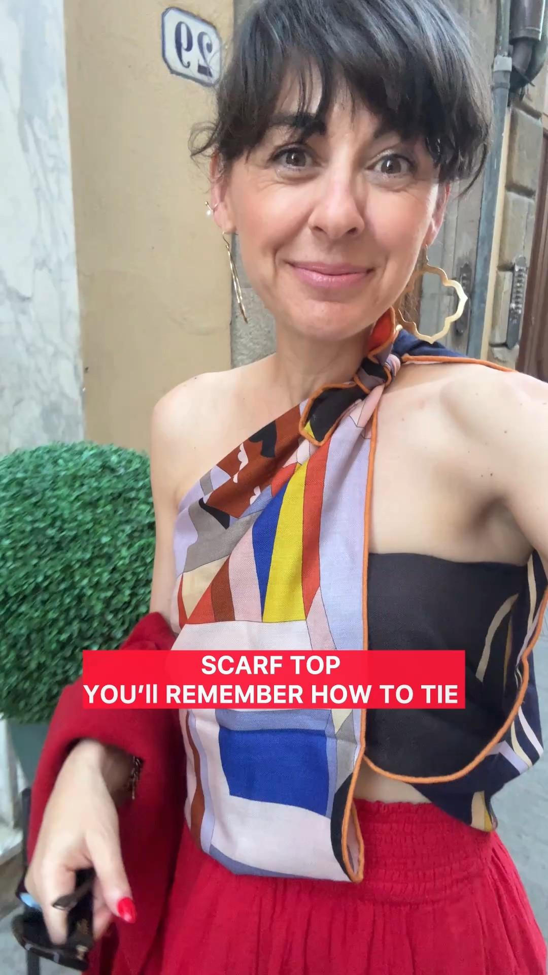 Scarf top =capsule outfit multiplier