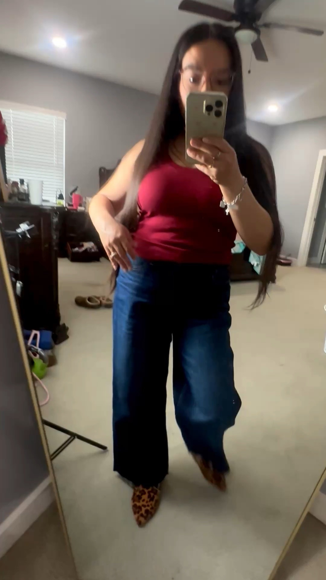 Walmart jeans for running errands ootd 

#LTKmomlife #LTKootd #LTKSpringSale