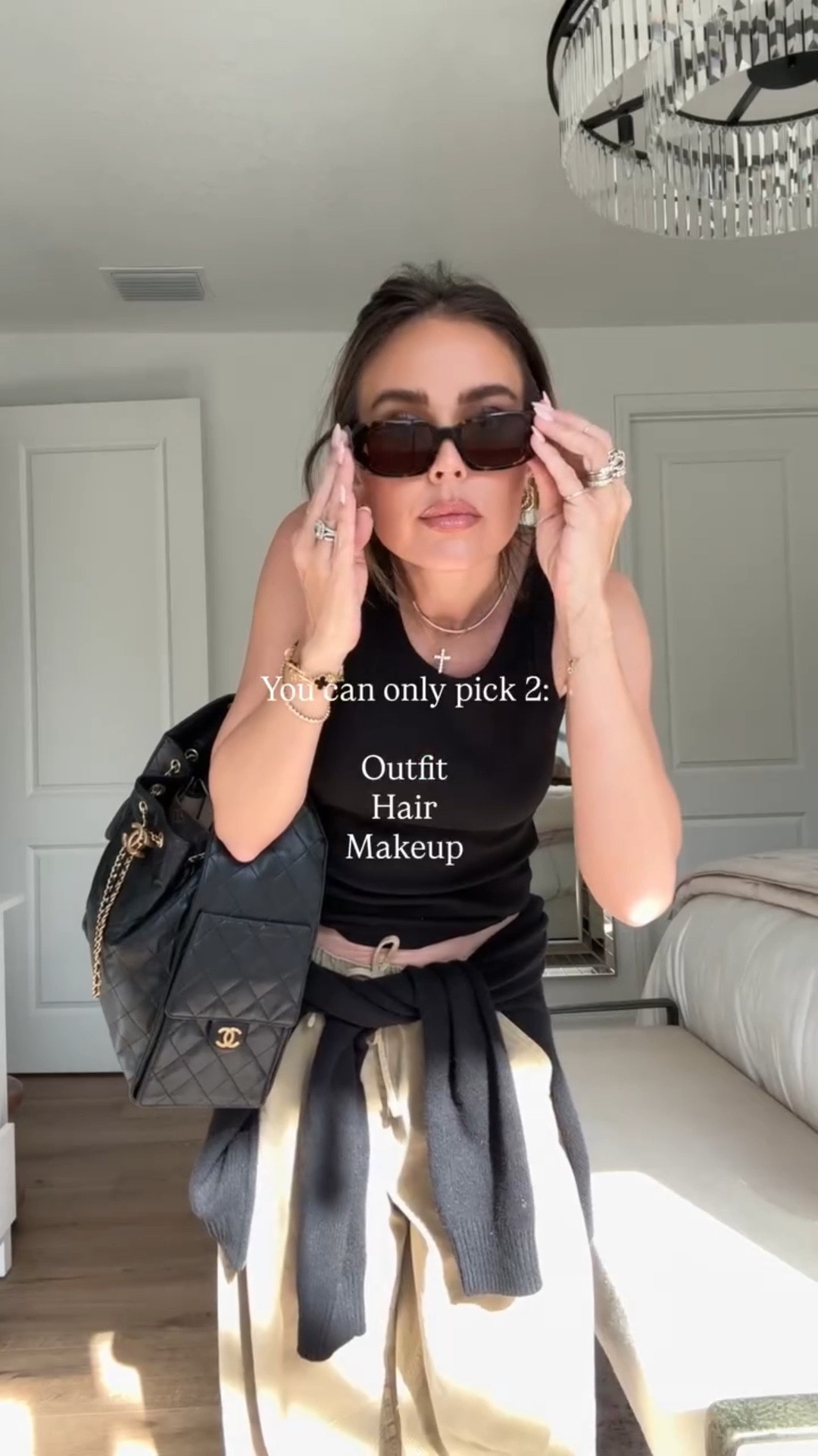 You can only pick 2- what are your choices? 👀 I heard this is the secret formula for looking put together 

Mine is never my hair lets be real

Pants - gap horseshoe twill size small 
Gap tank xs 
Gap cash soft hoodie size small
Havana square toe flip flops 
Prada sunglasses 