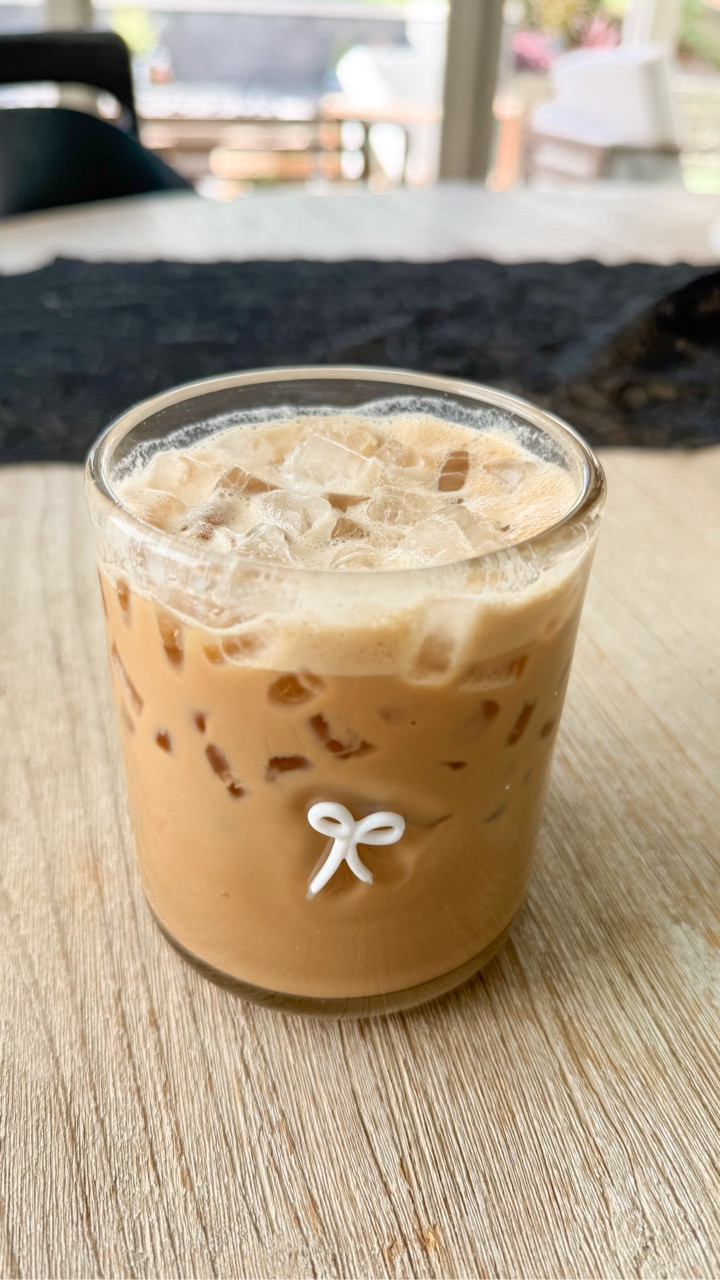 They are BETTER than I expected them to be! Runnnn to your Target and stock up before they are gone! THEY WILL SELL OUT! 😆 Comment your favorite and I’ll send you the 🔗 to shop! #iconglass #anthrocup #newattarget