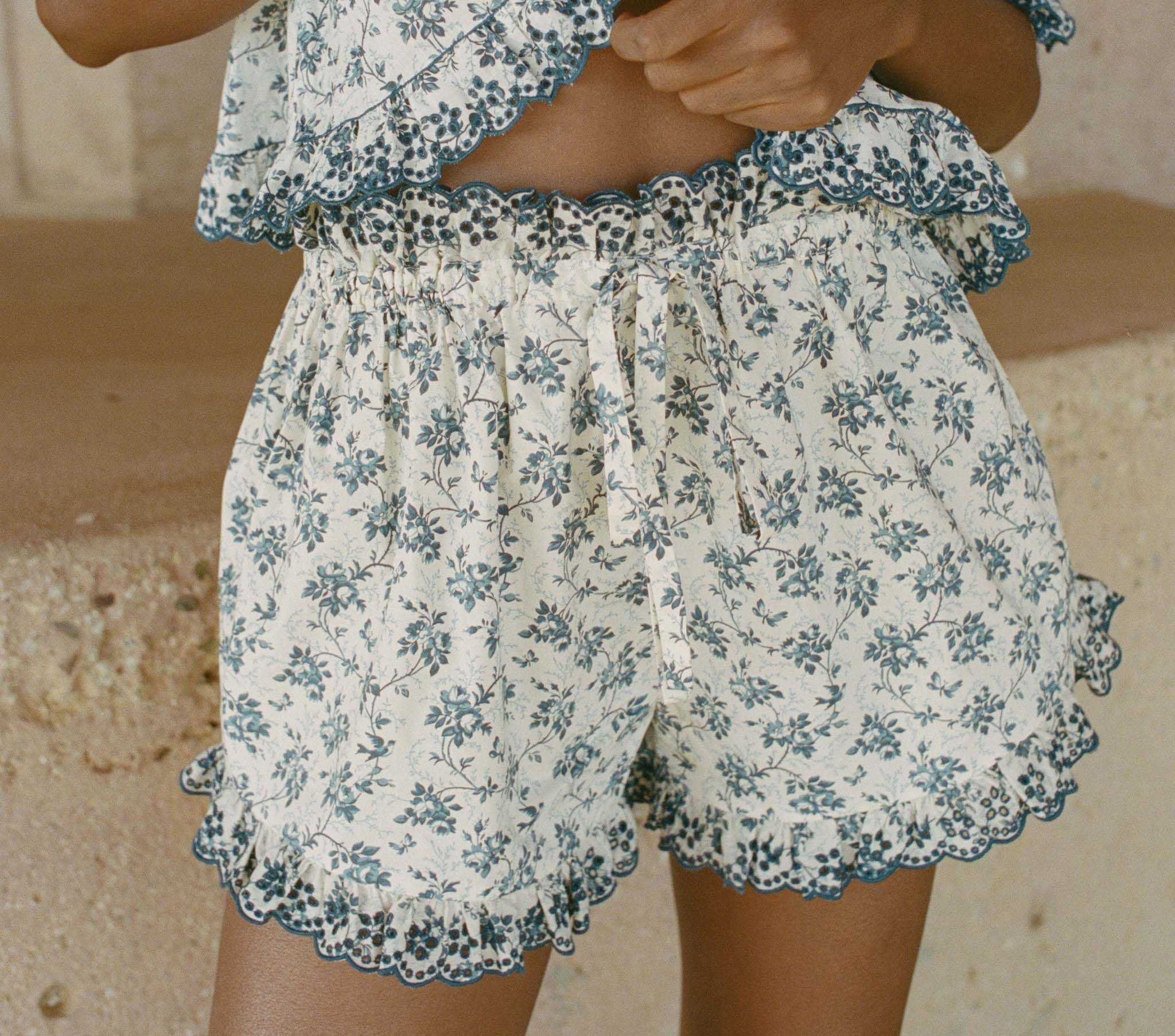 ENNA SHORT -- SONGBIRD TOILE | DOEN