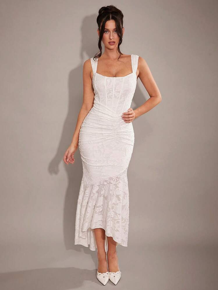 SHEIN BAE Summer White Sexy Texture Jacquard Off-Shoulder Maxi Dress With Hollow Back And Elegant Fishtail Hem, Elegant And Suitable For Gatherings, Back-To-School Season Dresses, Wedding Banquets, Cocktail Parties, Bridesmaid Dresses, Holiday Maxi Dresses, Corset Dresses Summer Outfits For Women//Spring Clothes//Valentine Day Outfit/Carnaval//Beach Vacation Outits | SHEIN