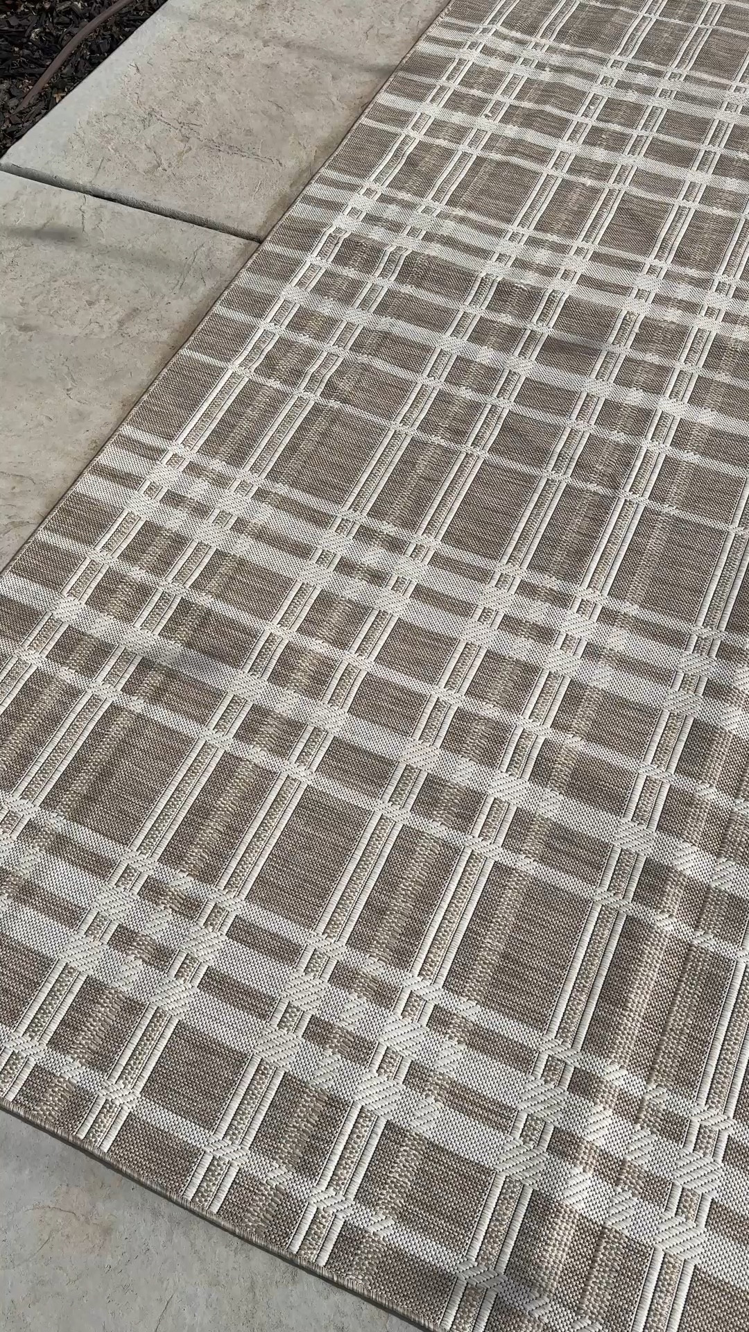 This is such a great outdoor rug and a really good price too! 

#LTKHome #LTKSeasonal