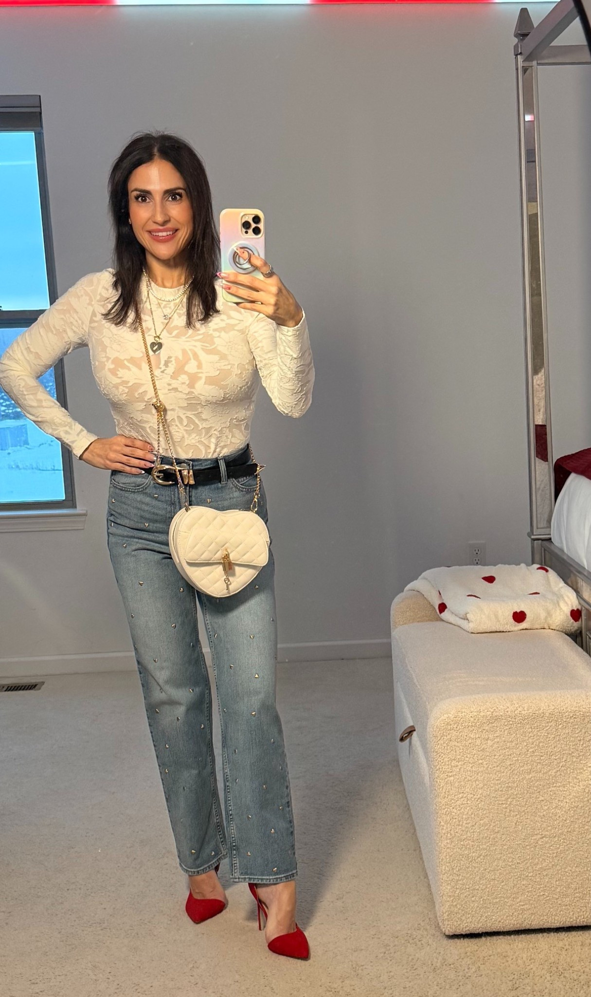 Date night outfit inspo ❤️
This look is simple, flattering, and easy to recreate🙌 Perfect for dinner dates, drinks, or last-minute plans.

Classic denim + a statement top never fails ✨
Definitely one of those outfits you’ll reach for again.

#LTKootd #LTKPetite #LTKValentine