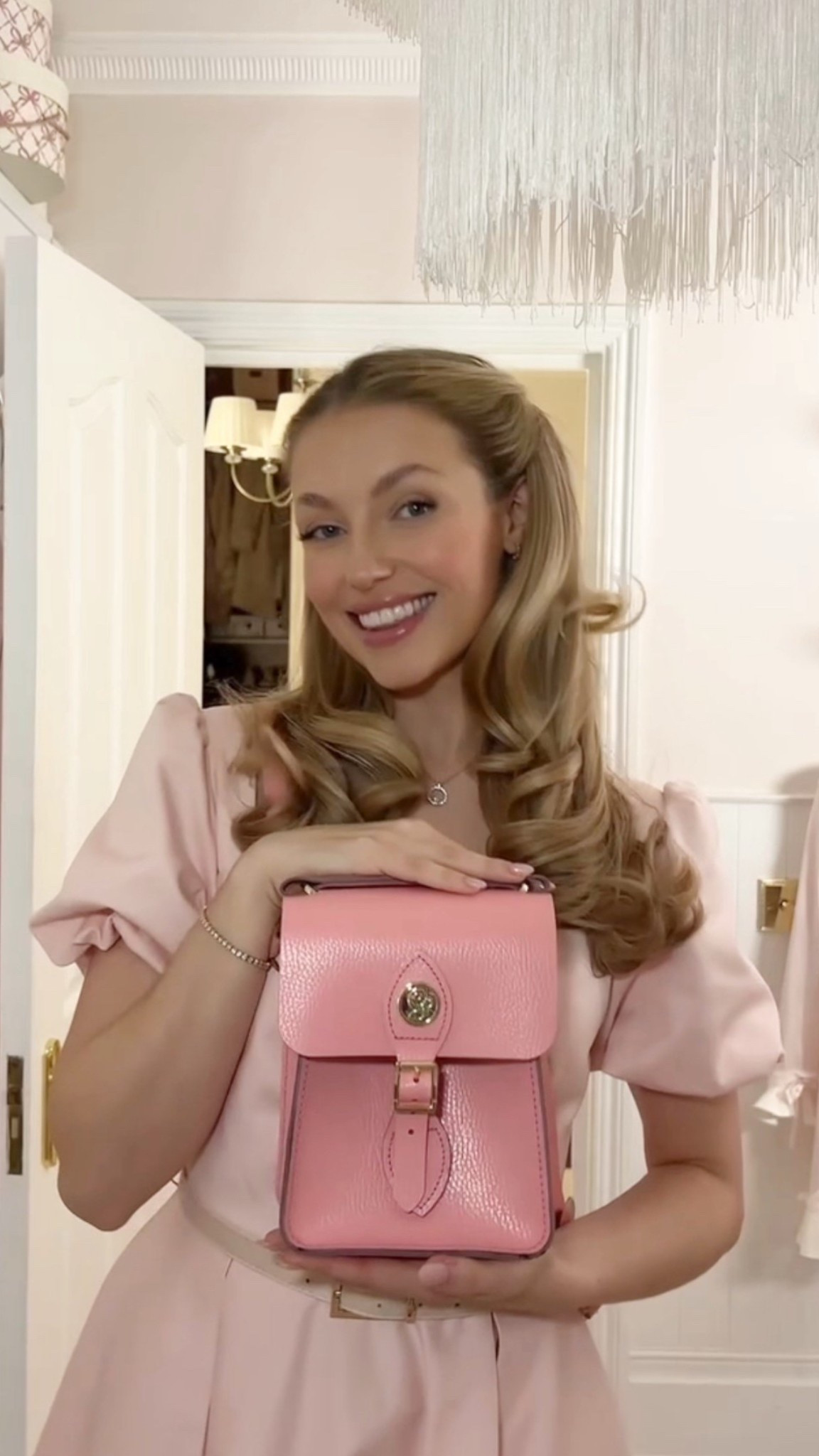 Galinda bags are back! 🫧🎀✨ 