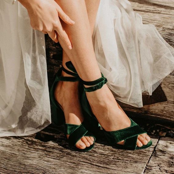 Emerald Green Wedding Shoes Low Heel Bridal Shoes Velvet - Etsy | Etsy (US)