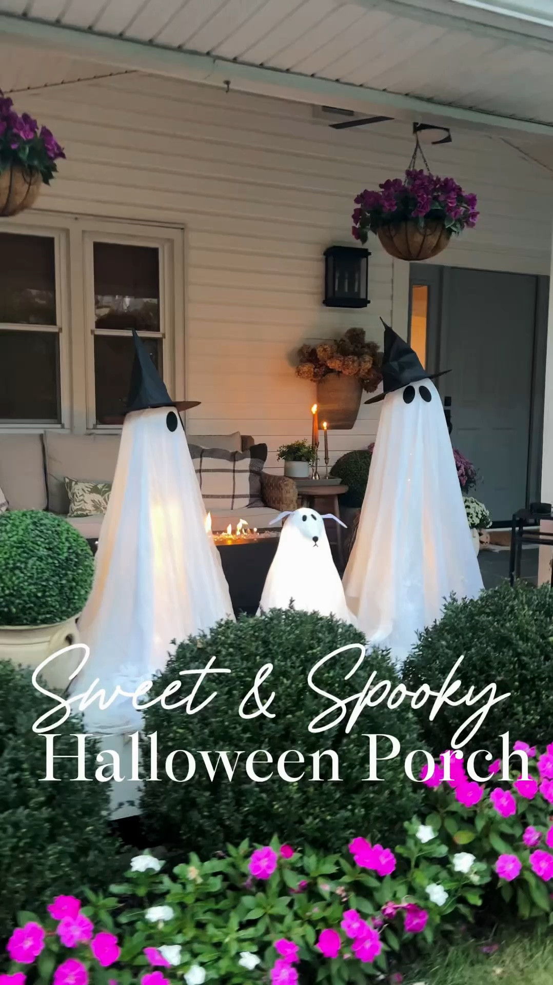 My not-so-spooky Front porch just got a major upgrade with these adorable light-up ghosts from Amazon and Pottery Barn! 👻✨ They add the perfect whimsical touch to my fall setup, and I’m obsessed with how they glow at night. Definitely a sweet and spooky vibe! 🖤