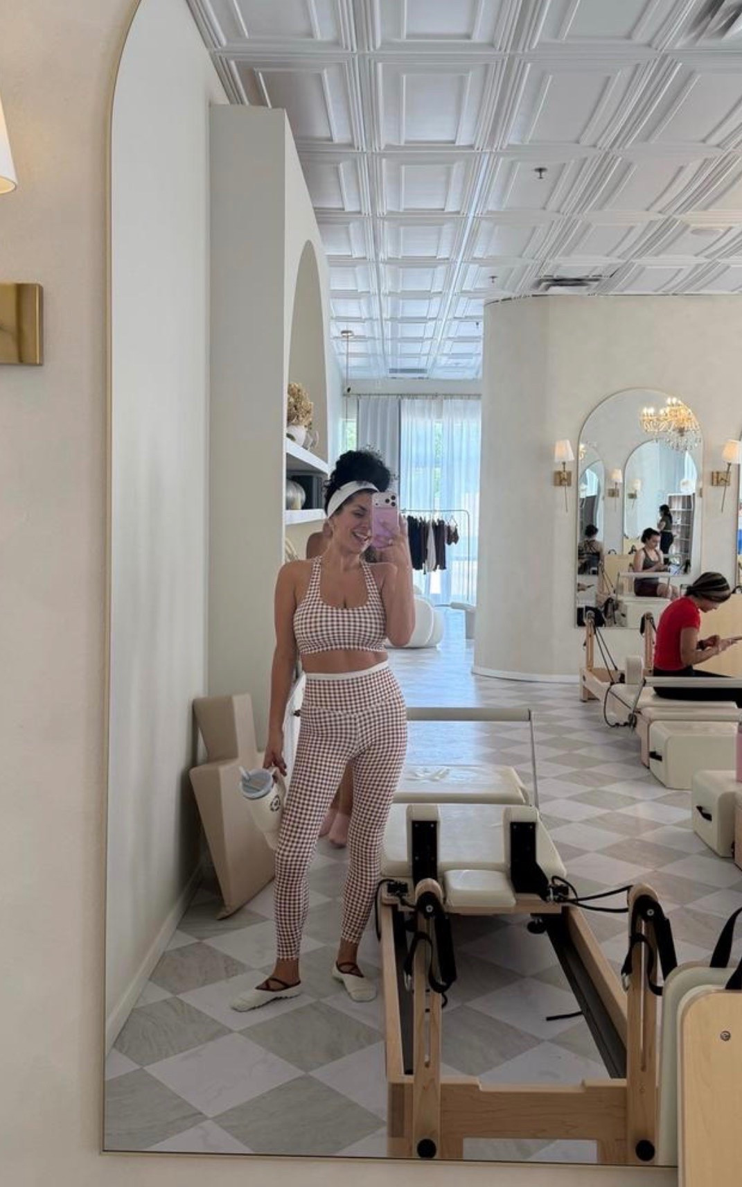 Pilates mornings in the cutest matching set 🤎✨

#PilatesStyle #WorkoutSet #ActivewearStyle #PilatesOutfit #MatchingSet #WorkoutStyle #FitnessFashion #AthleisureStyle #WellnessStyle #ActivewearInspo

#LTKdayinmylife #LTKfitnessgoals #LTKmorningroutine