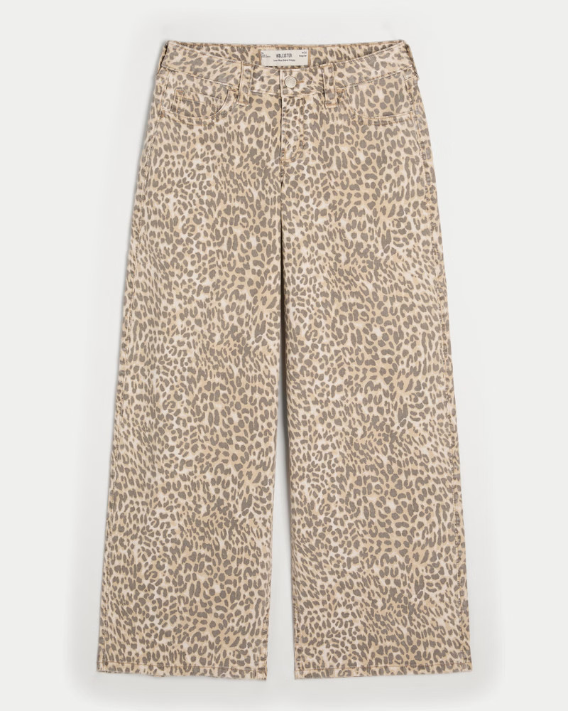 Women's Low-Rise Leopard Print Super Baggy Jeans from Hollister | Hollister (US)