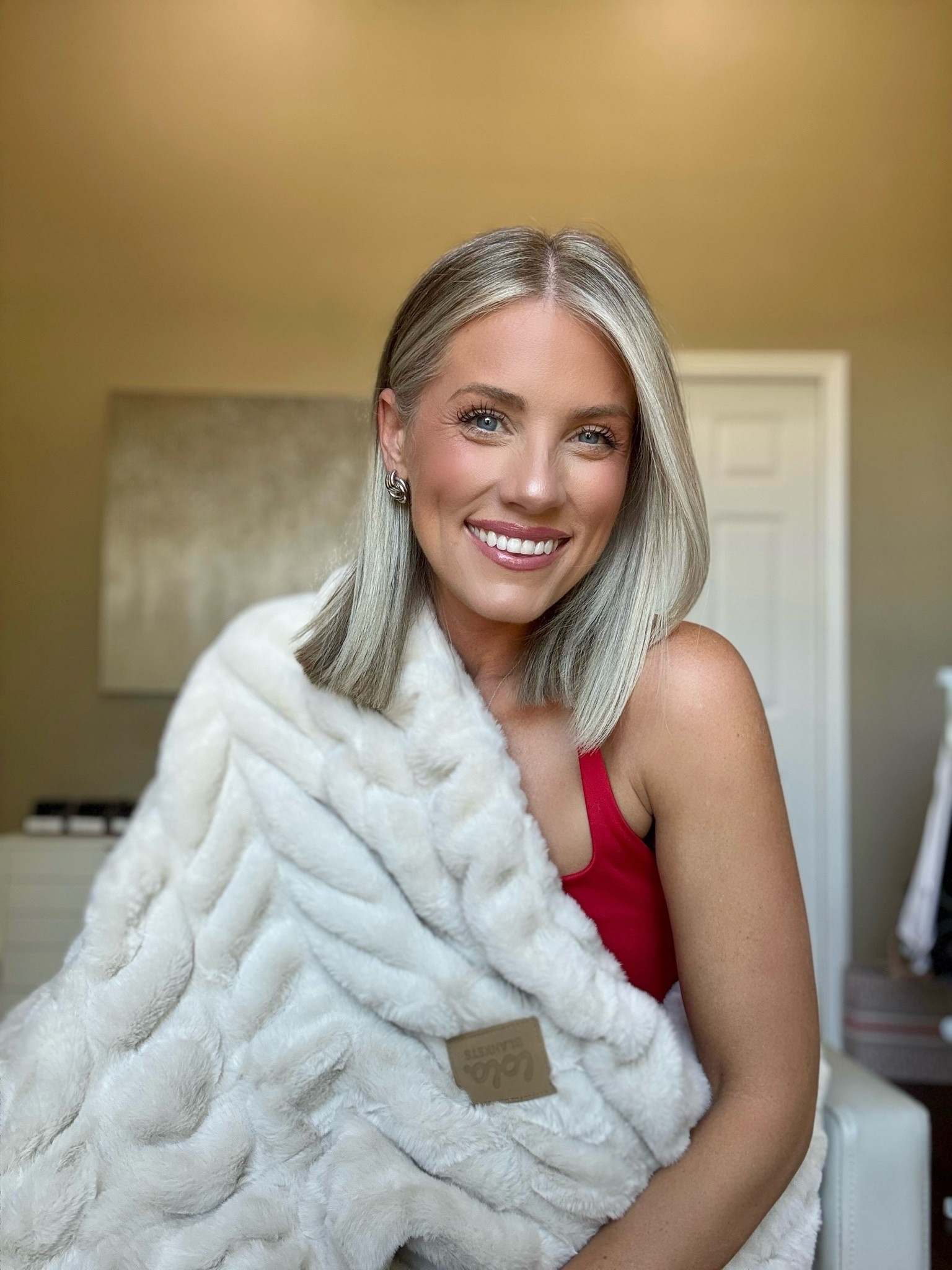The BEST blanket on earth! It makes the best Christmas and birthday gift. Once you feel it, your life will be changed!