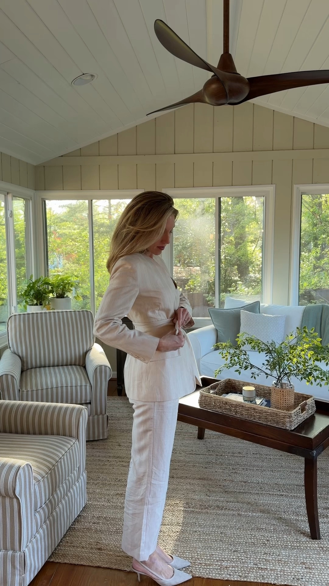 What I wore for Easter Sunday! I loved the classic look of this tailored linen suit. The cream color is so springy and clean. 

Easter look
Easter outfit 
Easter Sunday 



#LTKSeasonal #LTKWorkwear