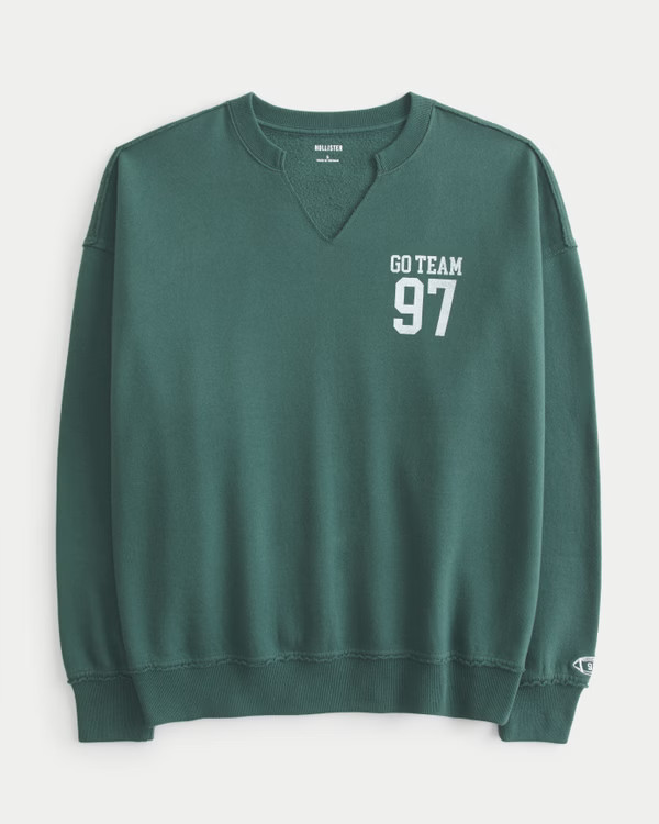 Oversized Notch-Neck Go Team Graphic Sweatshirt | Hollister (US)
