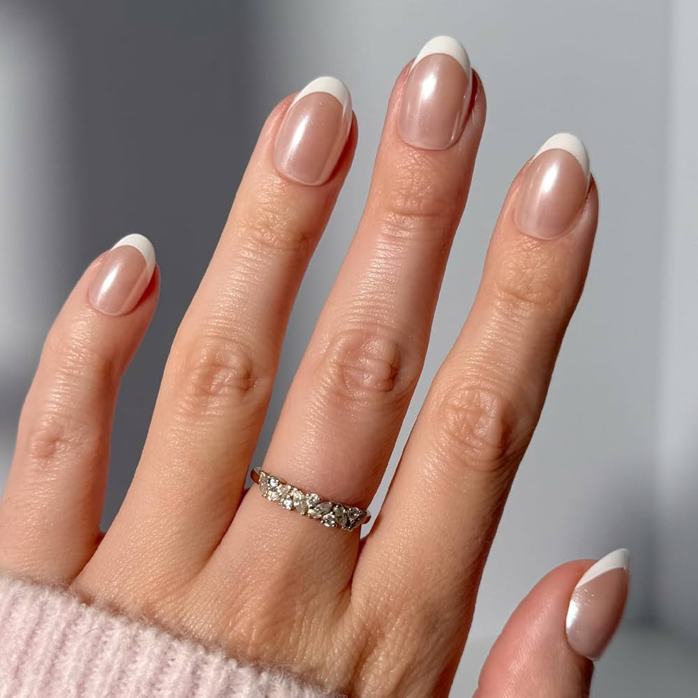 Glamnetic Press On Nails - Short Oval Fake Nails, White French Tip Nails, Pearlfect | 15 Sizes - ... | Amazon (US)
