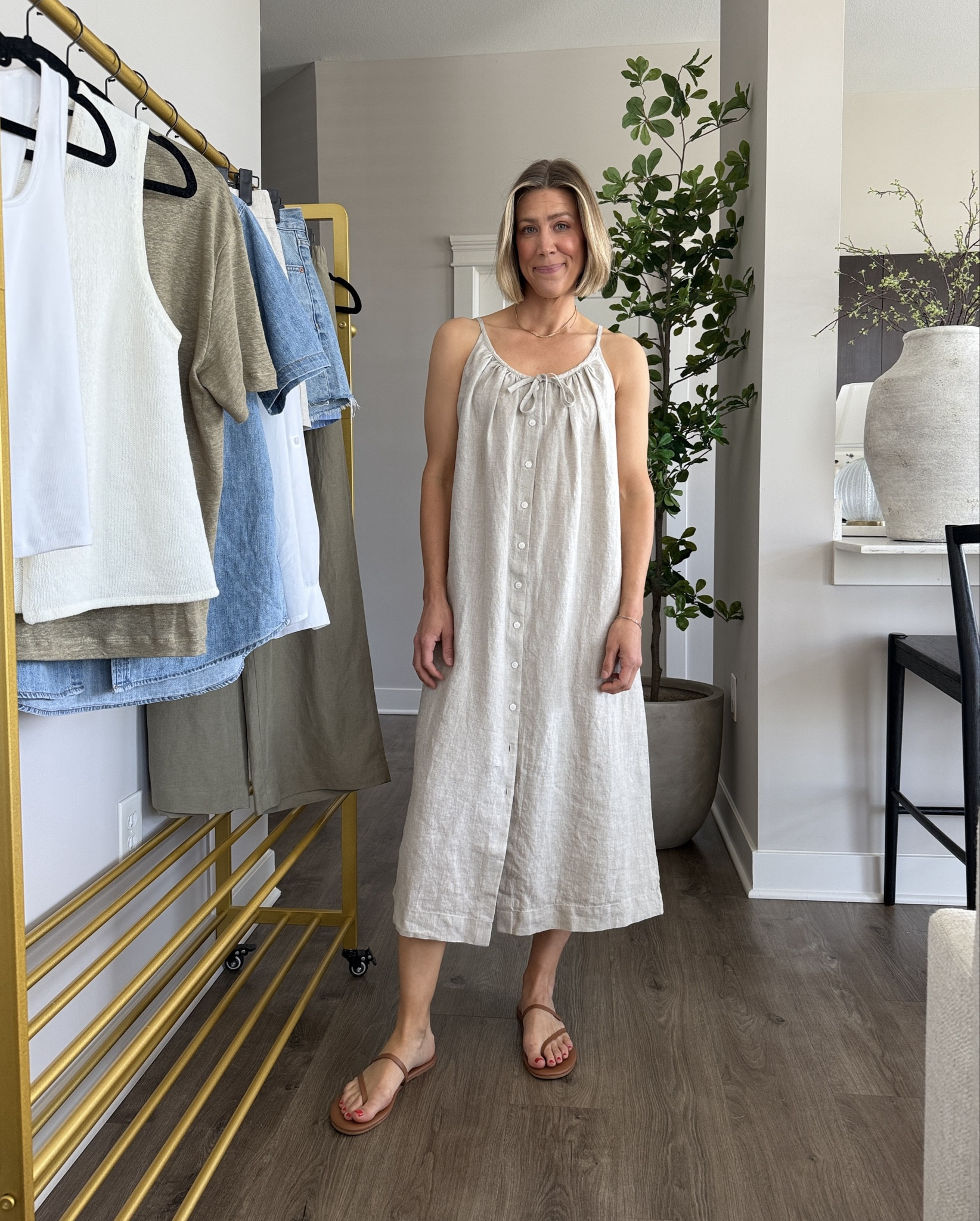 Aritzia Linen Dress, wearing sized down one in XS

@aritzia #aritziapartner

#LTKStyleTip #LTKFindsUnder100 #LTKFindsUnder50