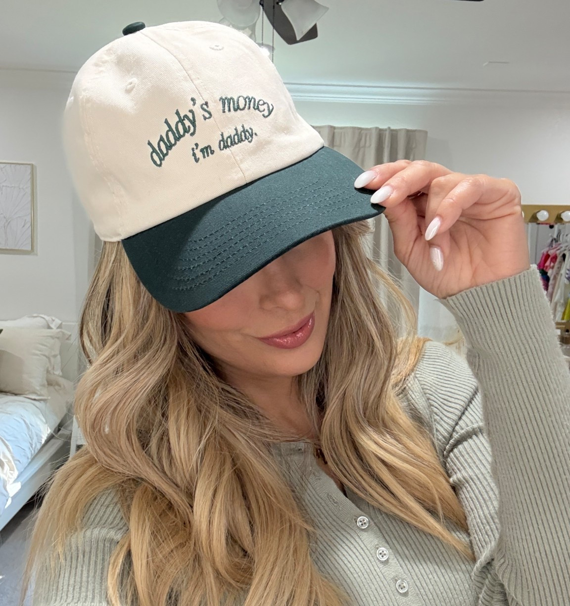 Coolest hat everrrr 

#LTKdayinmylife #LTKGiftGuide #LTKHoliday