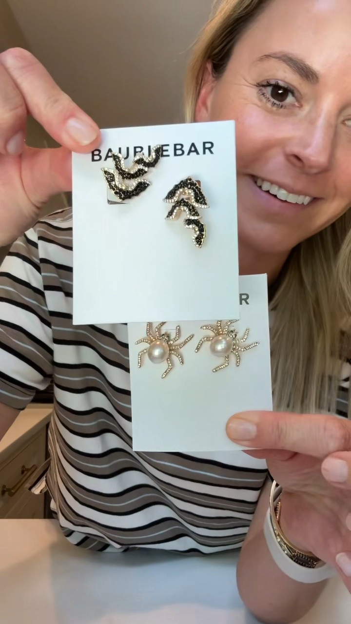 20% off Halloween jewelry! Baublebar has been my go-to for fun holiday jewelry 
-small tee/tts