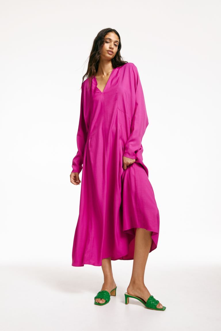 Viscose dress - Bright pink - Ladies | H&M IE | H&M (UK, MY, IN, SG, PH, TW, HK)