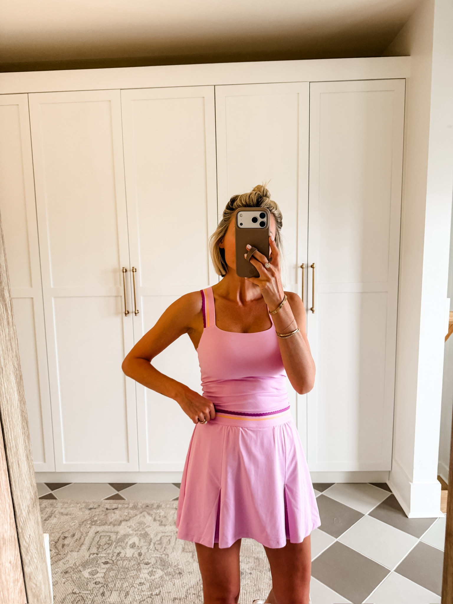 It makes me want to be more active when I have a cute set on it! 🤣 Love these activewear pieces from Target! It honestly kind of looks like a dress when you tuck the tank in! Wearing S!

Loverly Grey, Target, activewear, athleisure, working out, summer outfit 

#LTKActive